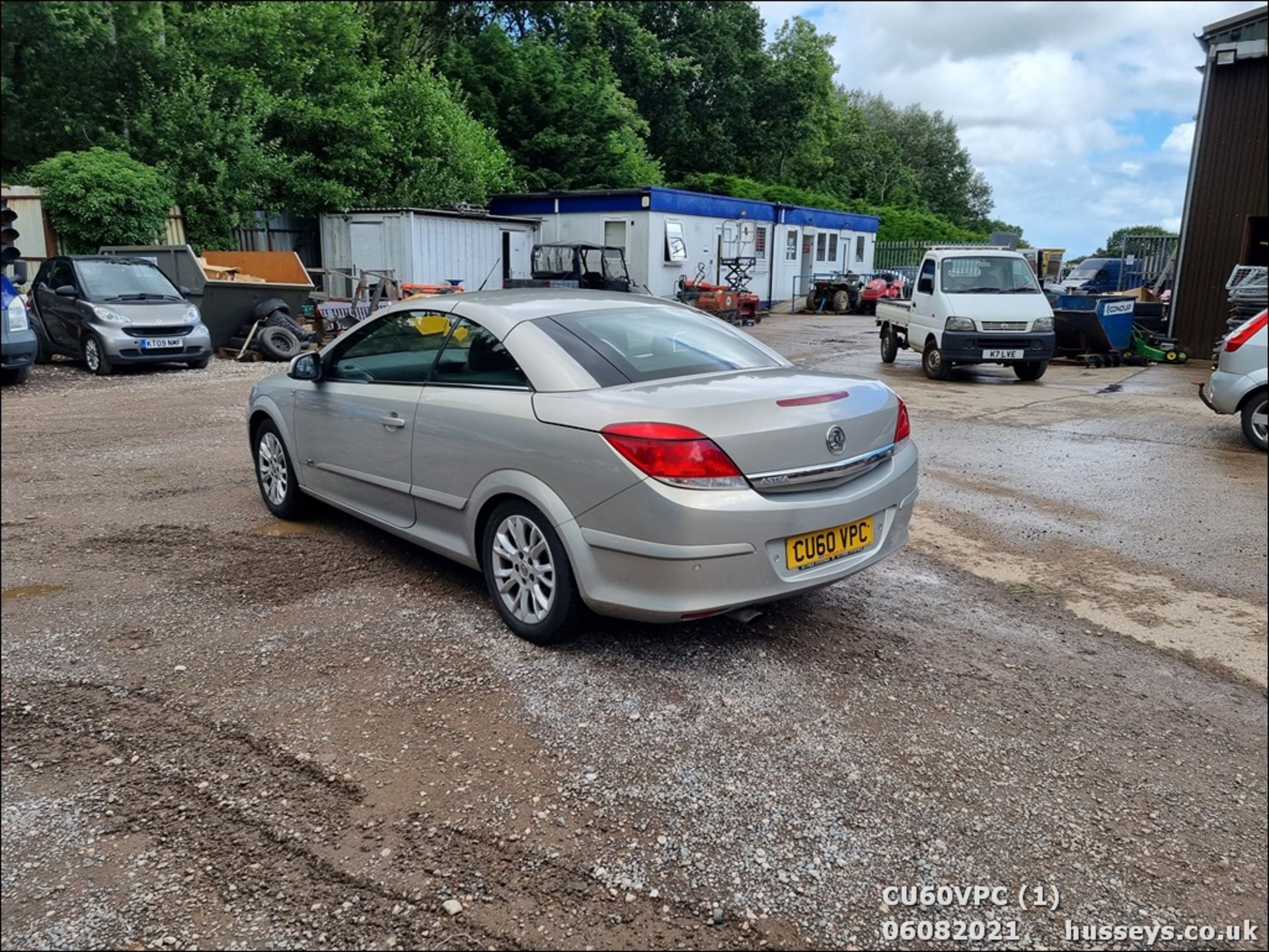 11/60 VAUXHALL ASTRA SPORT - 1796cc 2dr Convertible (Silver, 123k) - Image 5 of 18