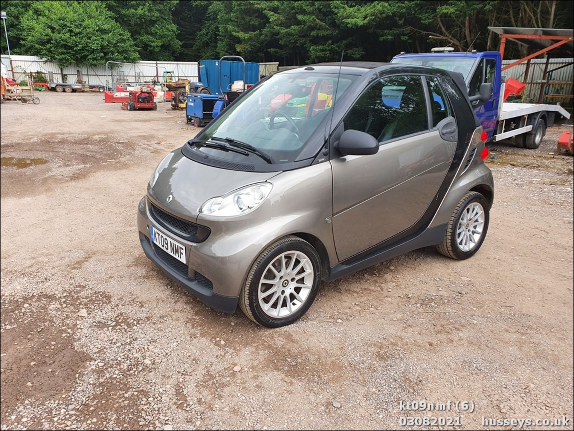 09/09 SMART FORTWO PASSION MHD AUTO - 999cc 2dr Convertible (Grey, 72k) - Image 6 of 12