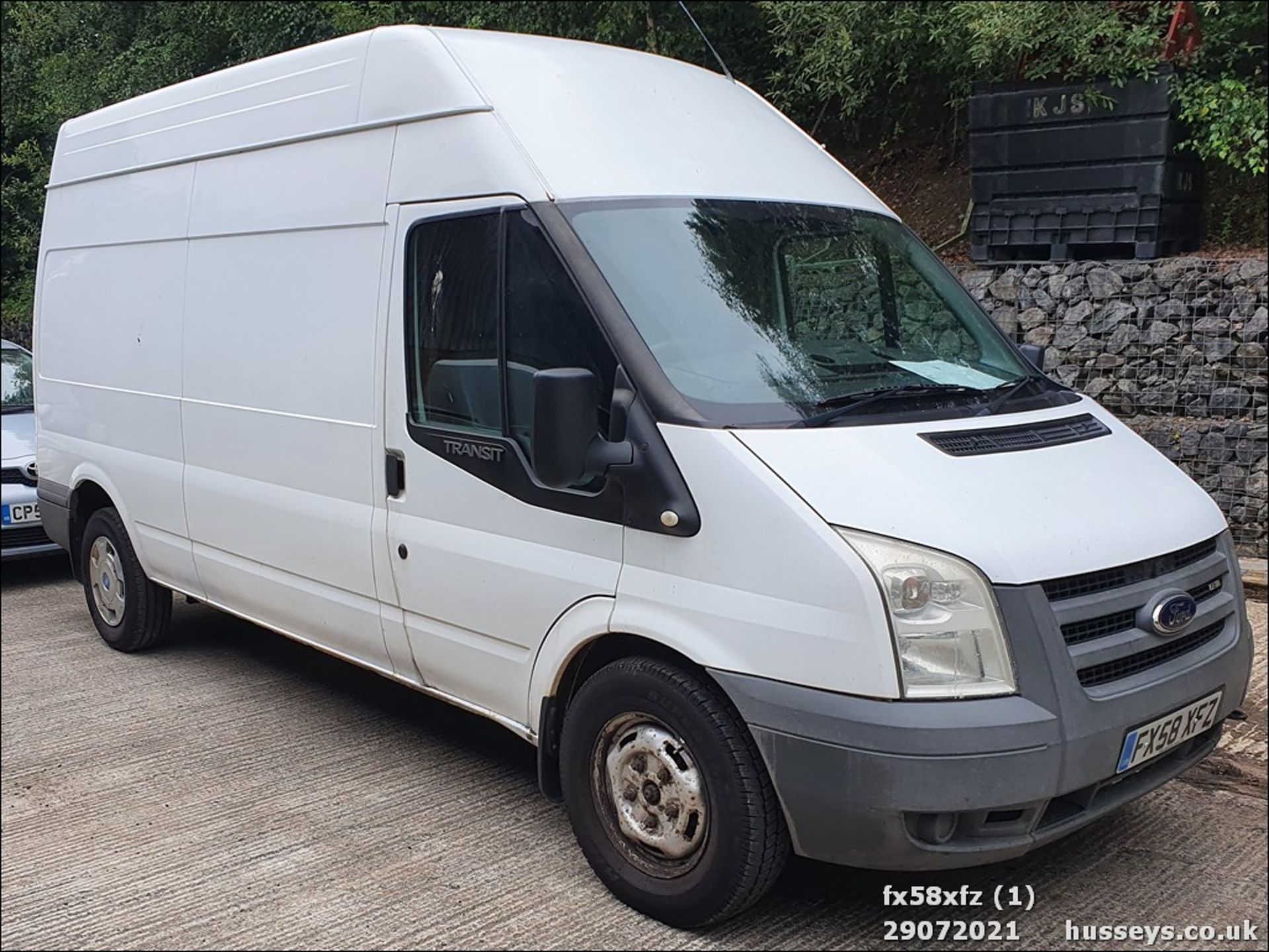 08/58 FORD TRANSIT 115 T350L RWD - 2402cc 5dr Van (White)