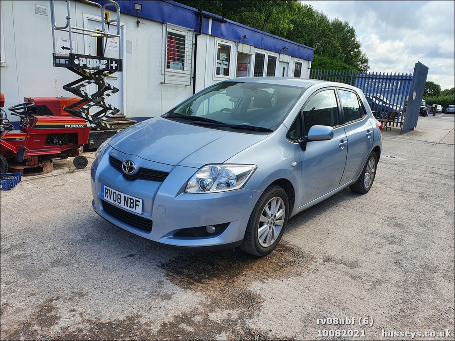 08/08 TOYOTA AURIS T-SPIRIT VVT-I - 1598cc 5dr Hatchback (Blue, 93k) - Image 6 of 11