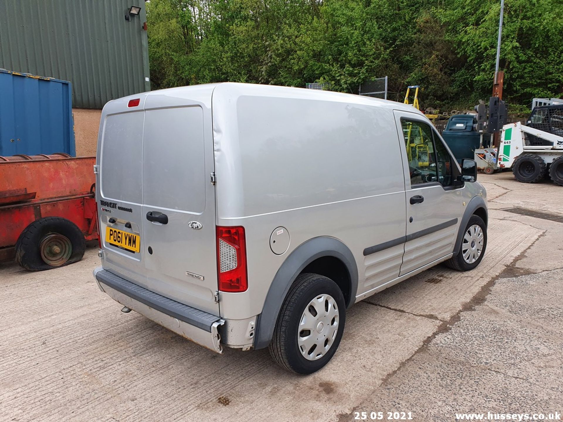 11/61 FORD TRANSIT CONNECT 90 T200 TREND - 1753cc 5dr Van (Silver, 113k) - Image 12 of 22