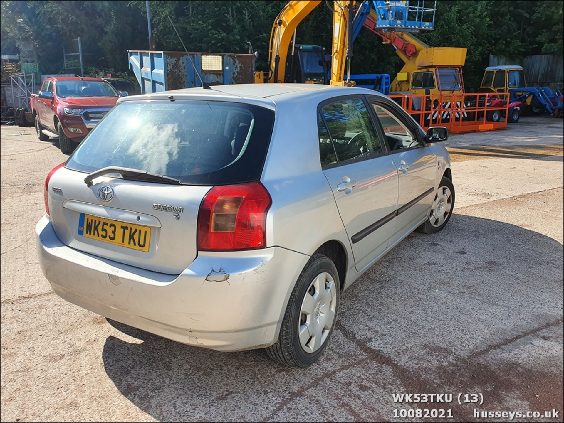 03/53 TOYOTA COROLLA T2 VVTI - 1598cc 5dr Hatchback (Silver, 117k) - Image 13 of 18