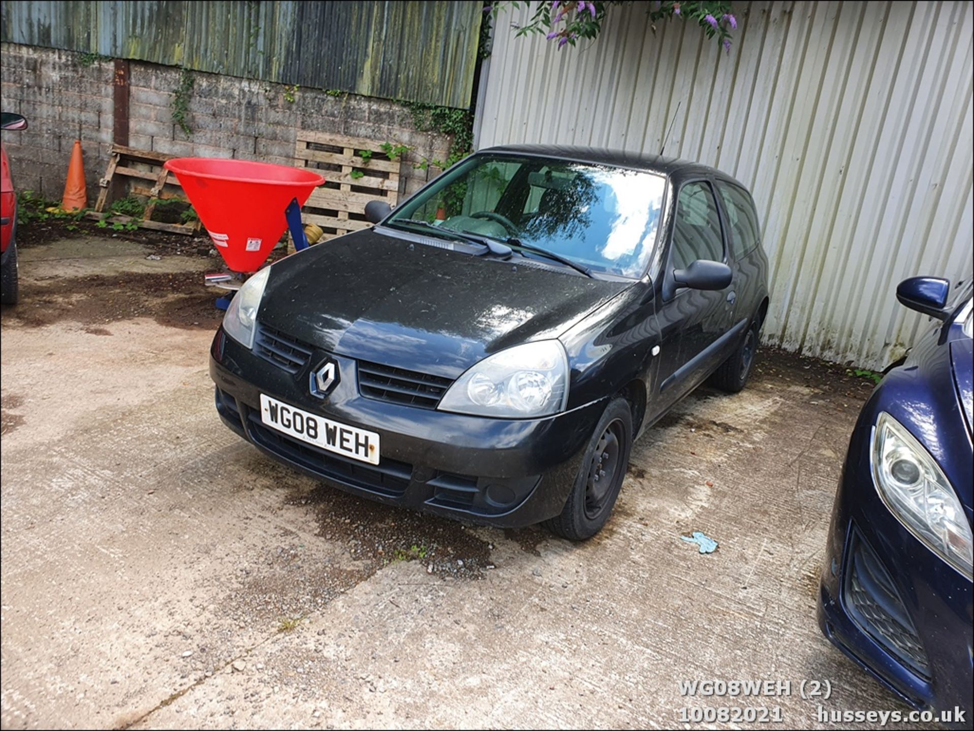 08/08 RENAULT CLIO CAMPUS 8V - 1149cc 3dr Hatchback (Black, 103k) - Image 2 of 17