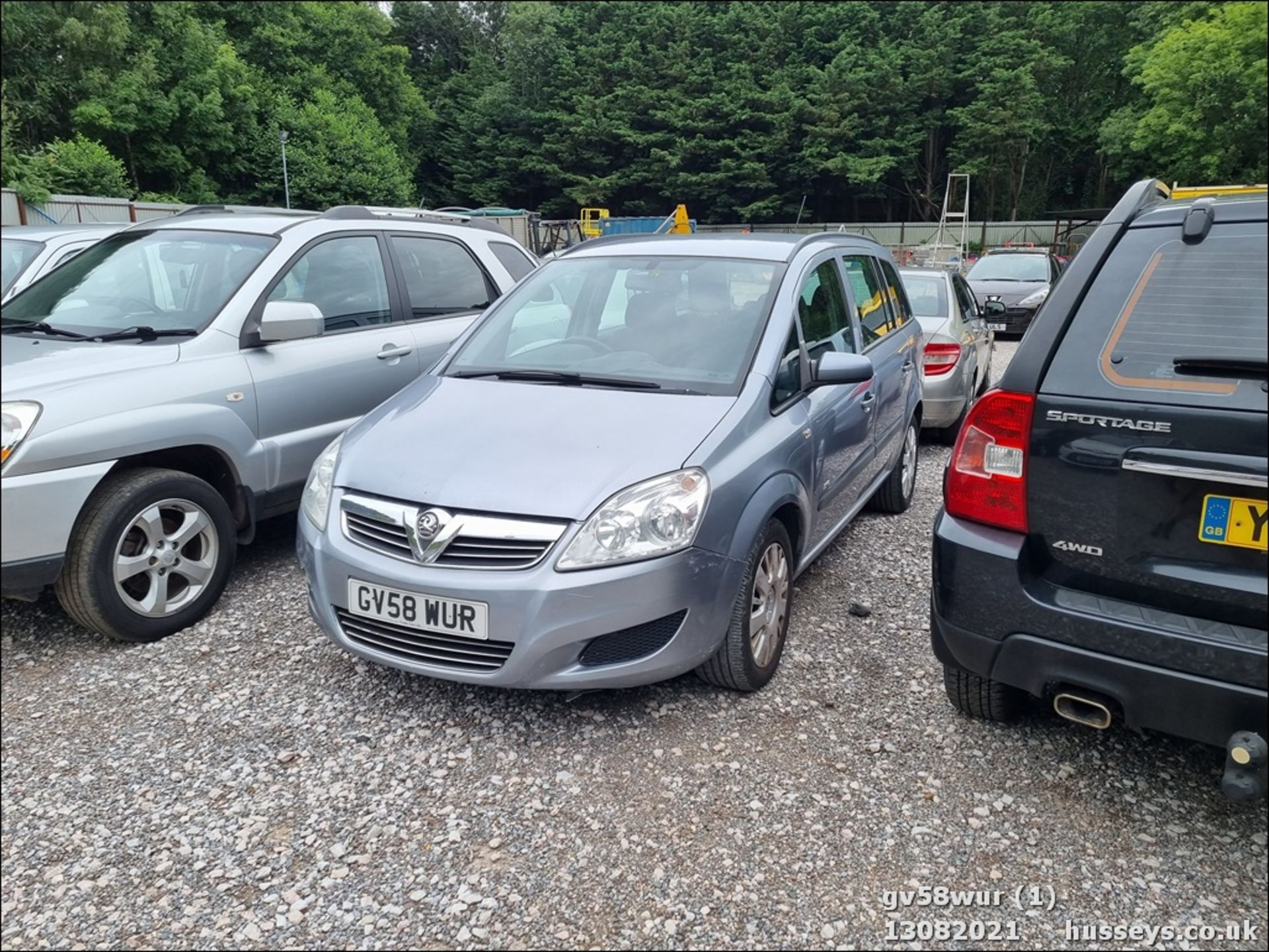 09/58 VAUXHALL ZAFIRA LIFE - 1598cc 5dr MPV (Silver) - Image 2 of 11