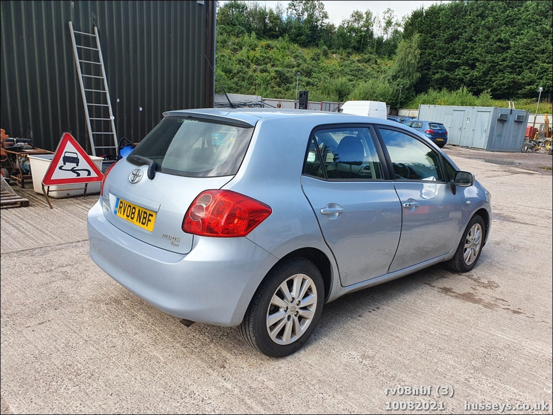 08/08 TOYOTA AURIS T-SPIRIT VVT-I - 1598cc 5dr Hatchback (Blue, 93k) - Image 3 of 11