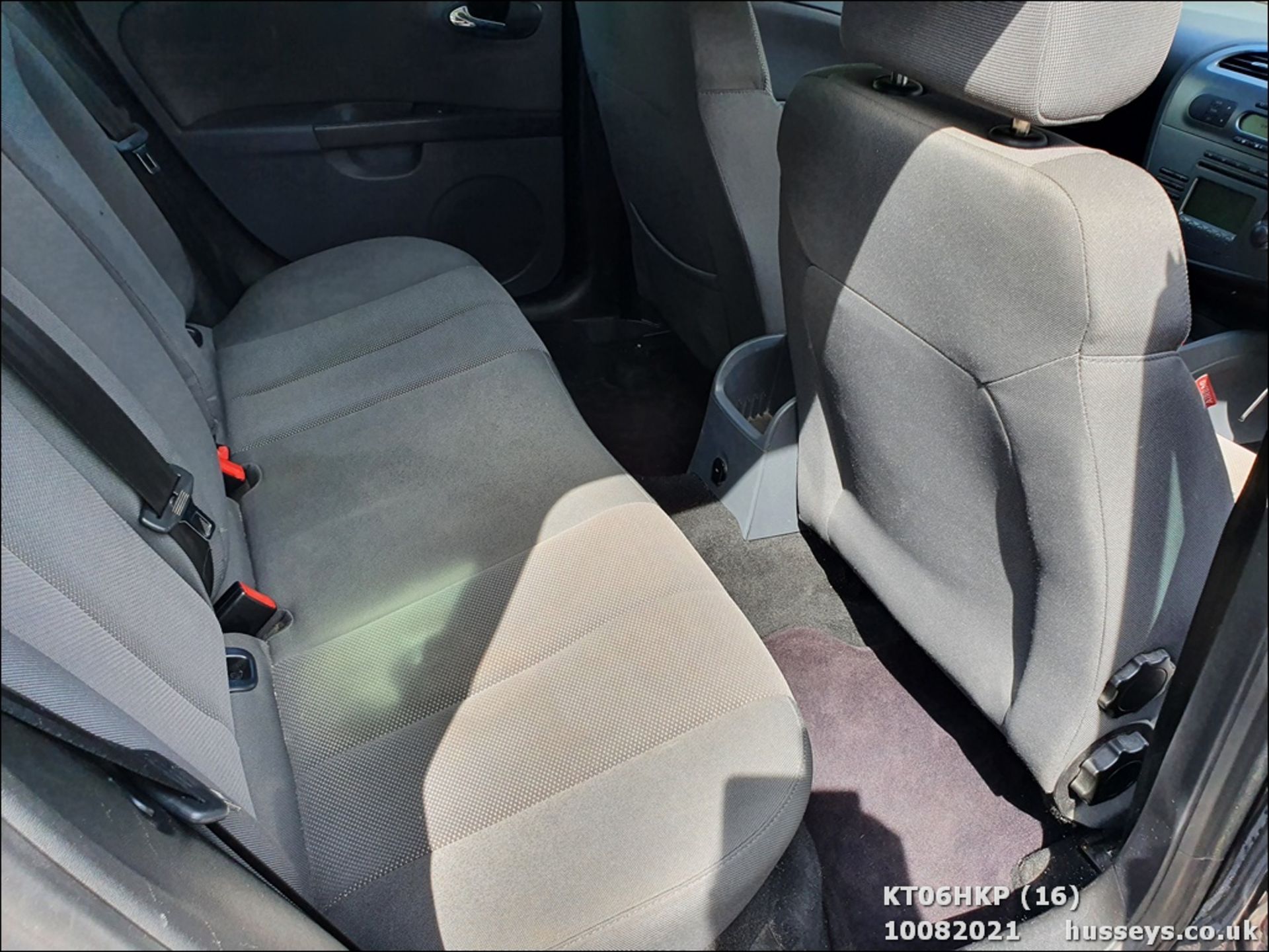 06/06 SEAT LEON STYLANCE - 1595cc 5dr Hatchback (Black, 142k) - Image 16 of 18