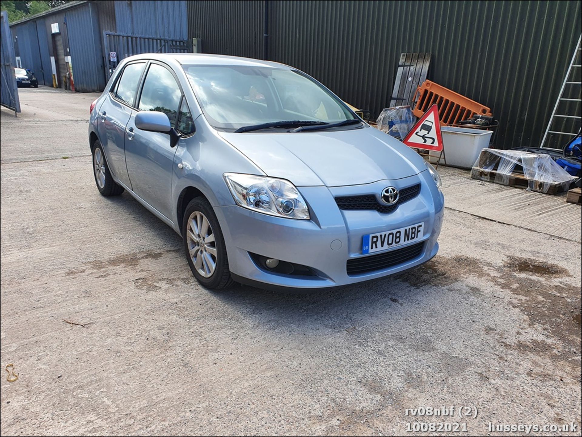 08/08 TOYOTA AURIS T-SPIRIT VVT-I - 1598cc 5dr Hatchback (Blue, 93k) - Image 2 of 11