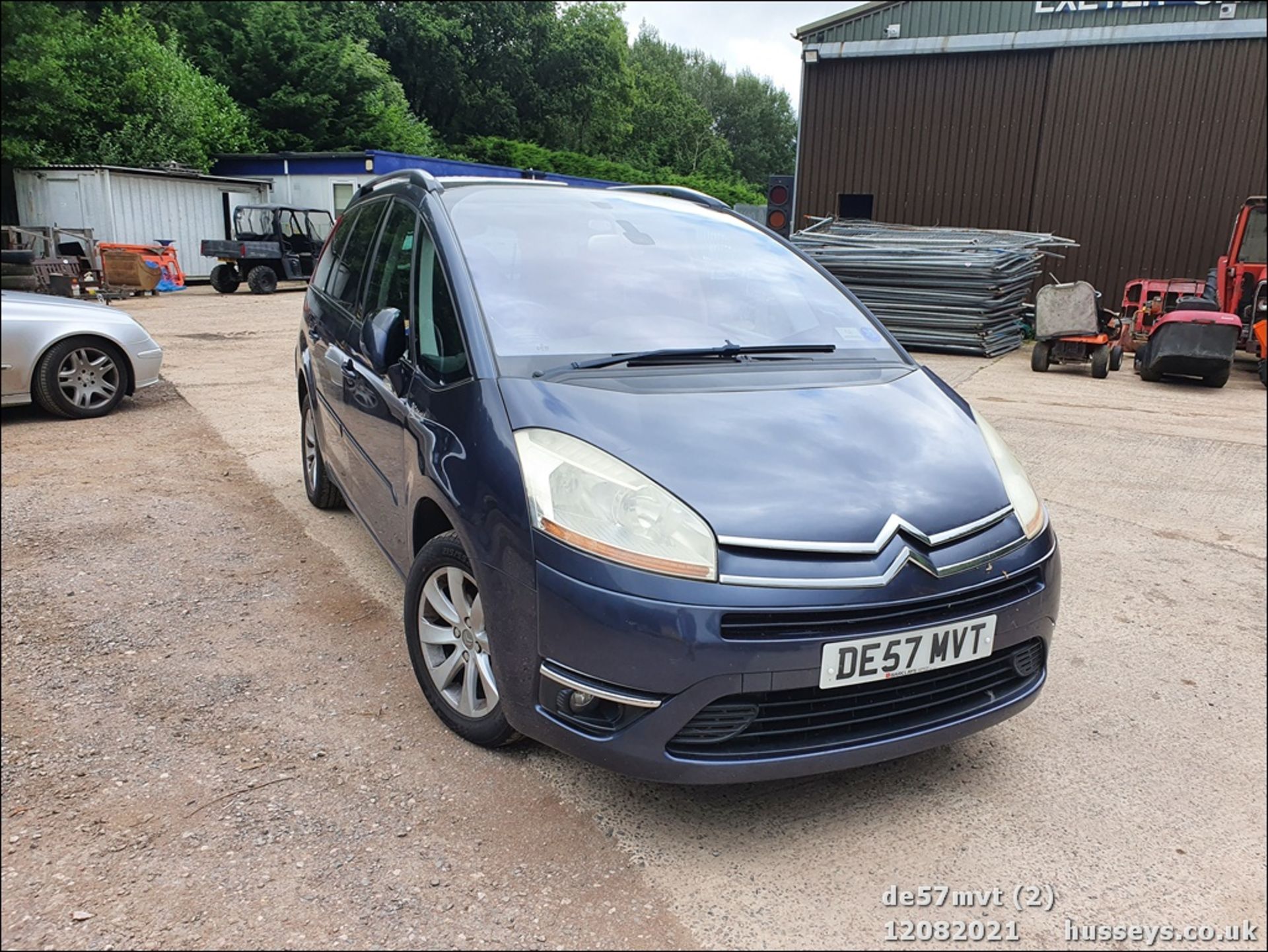 07/57 CITROEN C4 PICASSO 7 EXCL HDI A - 1560cc 5dr MPV (Mauve/purple, 93k) - Image 3 of 18