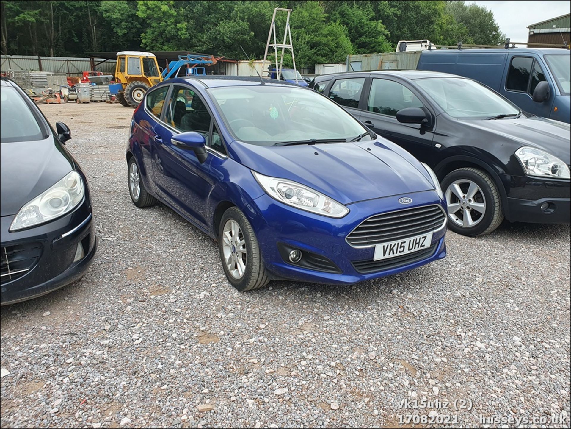 15/15 FORD FIESTA ZETEC - 1242cc 3dr Hatchback (Blue, 111k) - Image 2 of 15