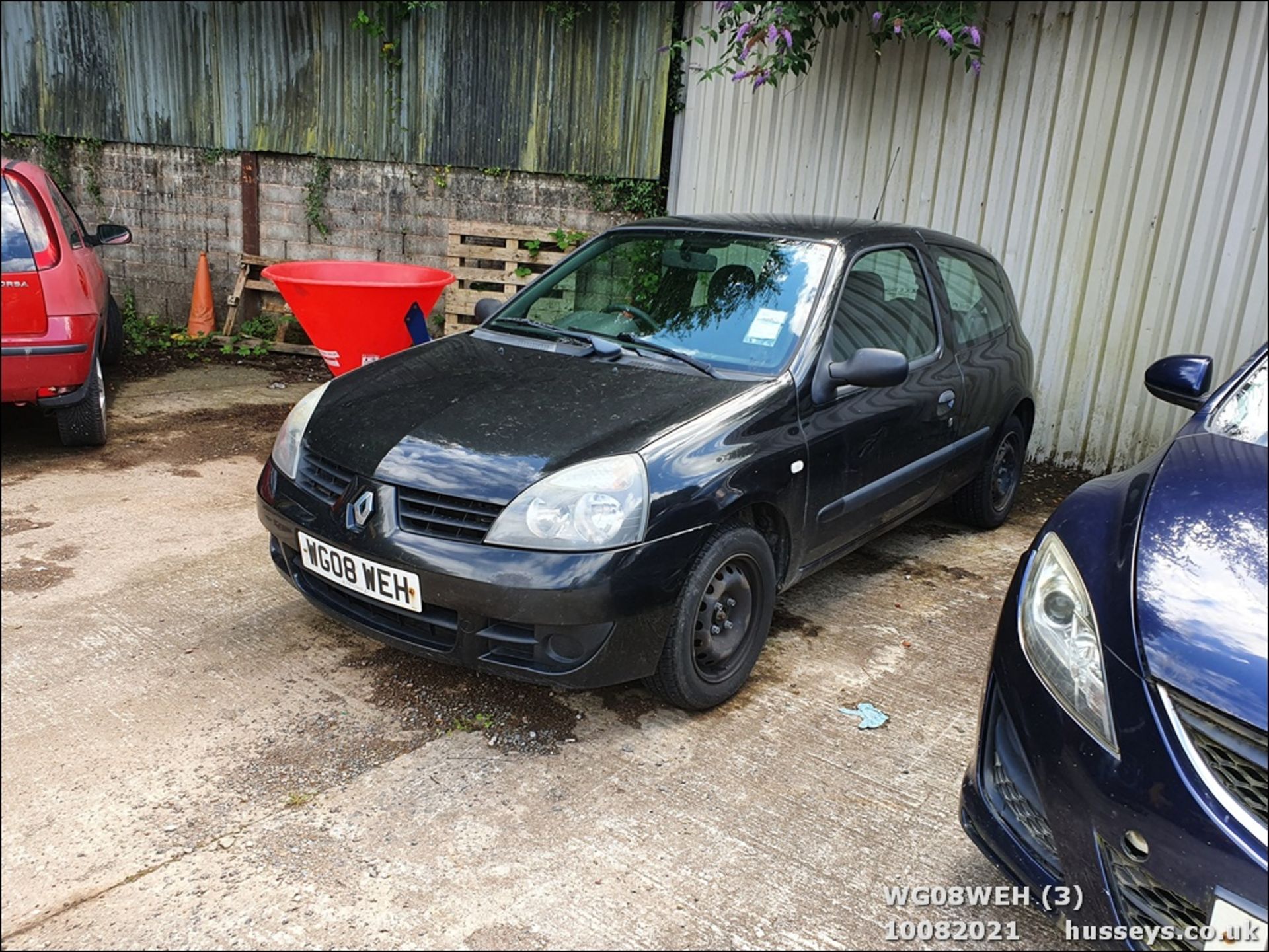 08/08 RENAULT CLIO CAMPUS 8V - 1149cc 3dr Hatchback (Black, 103k) - Image 3 of 17