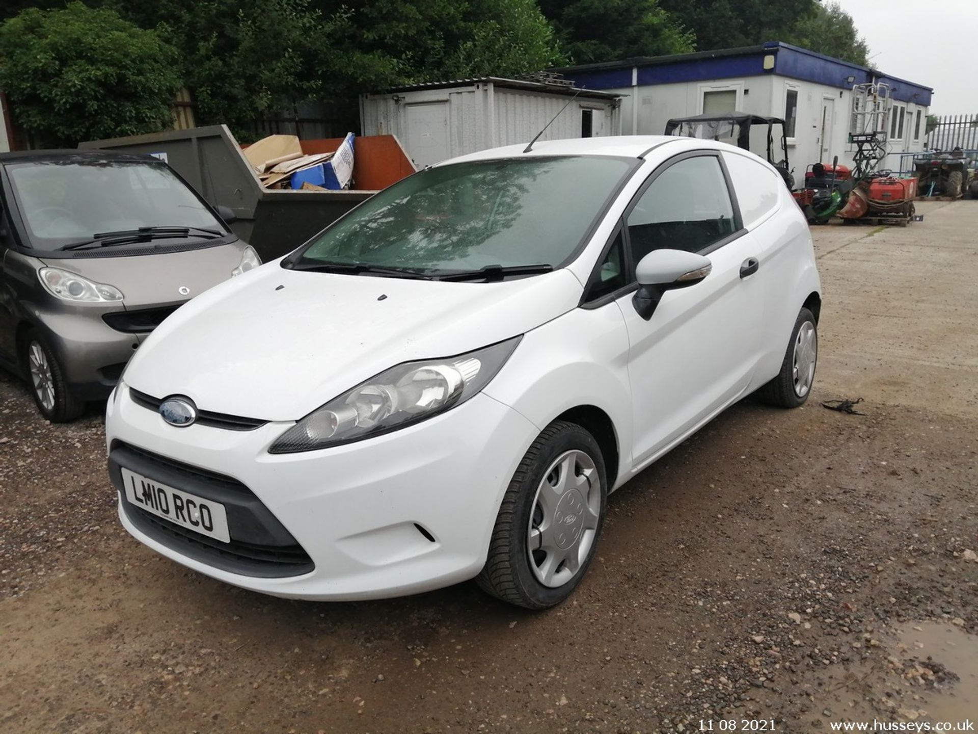 10/10 FORD FIESTA BASE TDCI 68 - 1399cc Van (White, 127k)