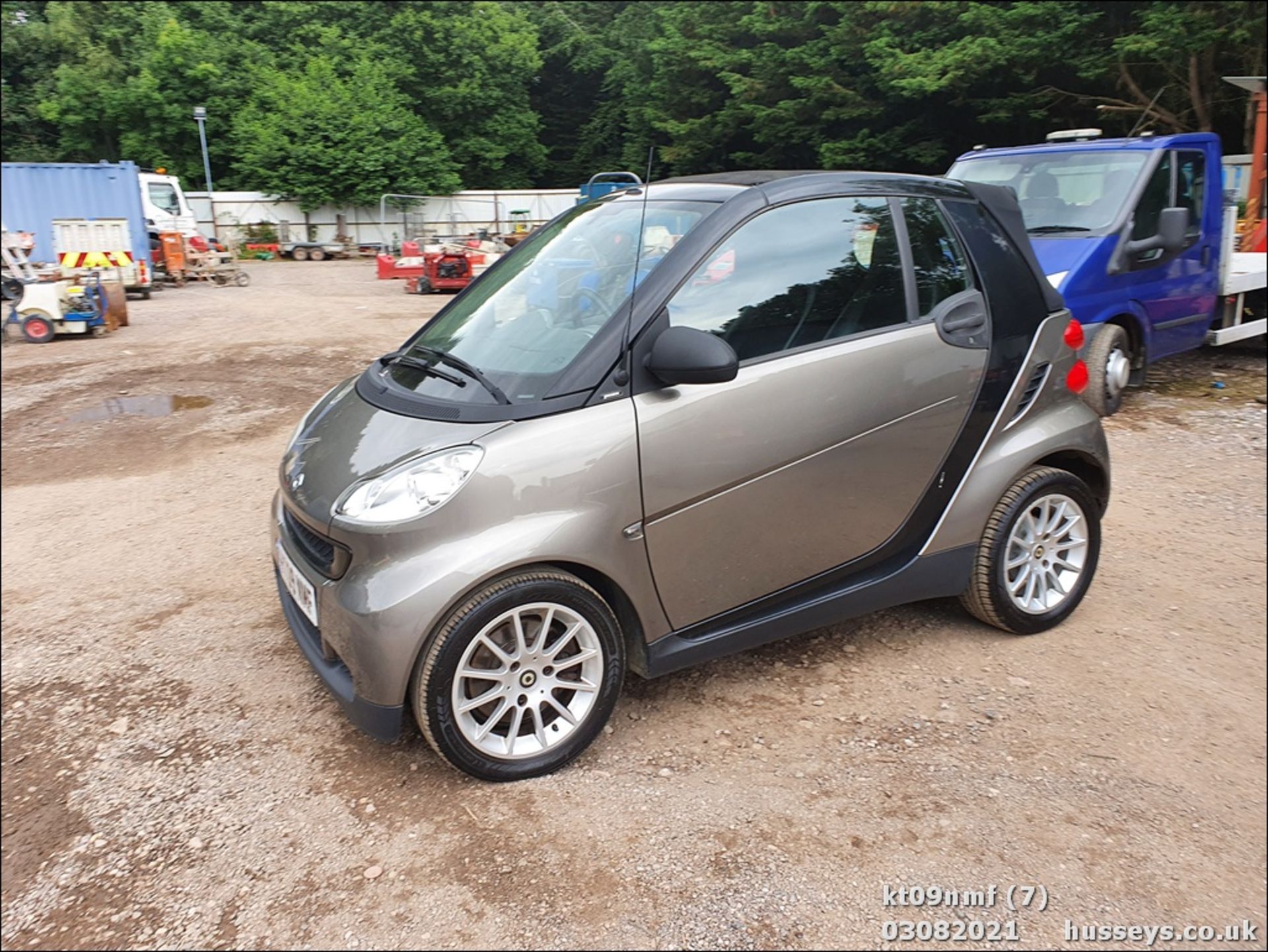 09/09 SMART FORTWO PASSION MHD AUTO - 999cc 2dr Convertible (Grey, 72k) - Image 7 of 12