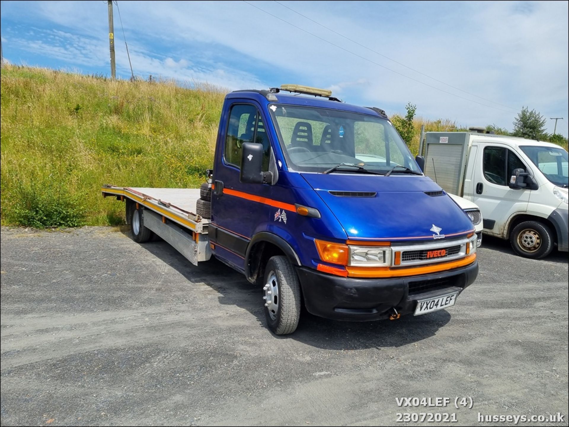04/04 IVECO DAILY 50C15 4.4WB - 2800cc (Blue) - Image 4 of 9
