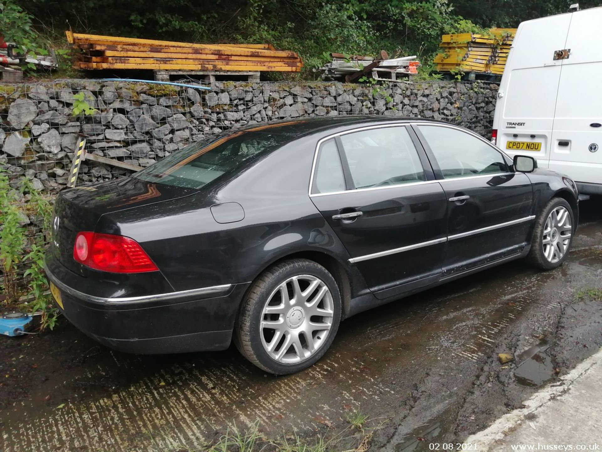 06/06 VOLKSWAGEN PHAETON V6TDI 4MN 5SEAT A - 2967cc 4dr Saloon (Black, 149k) - Image 4 of 12