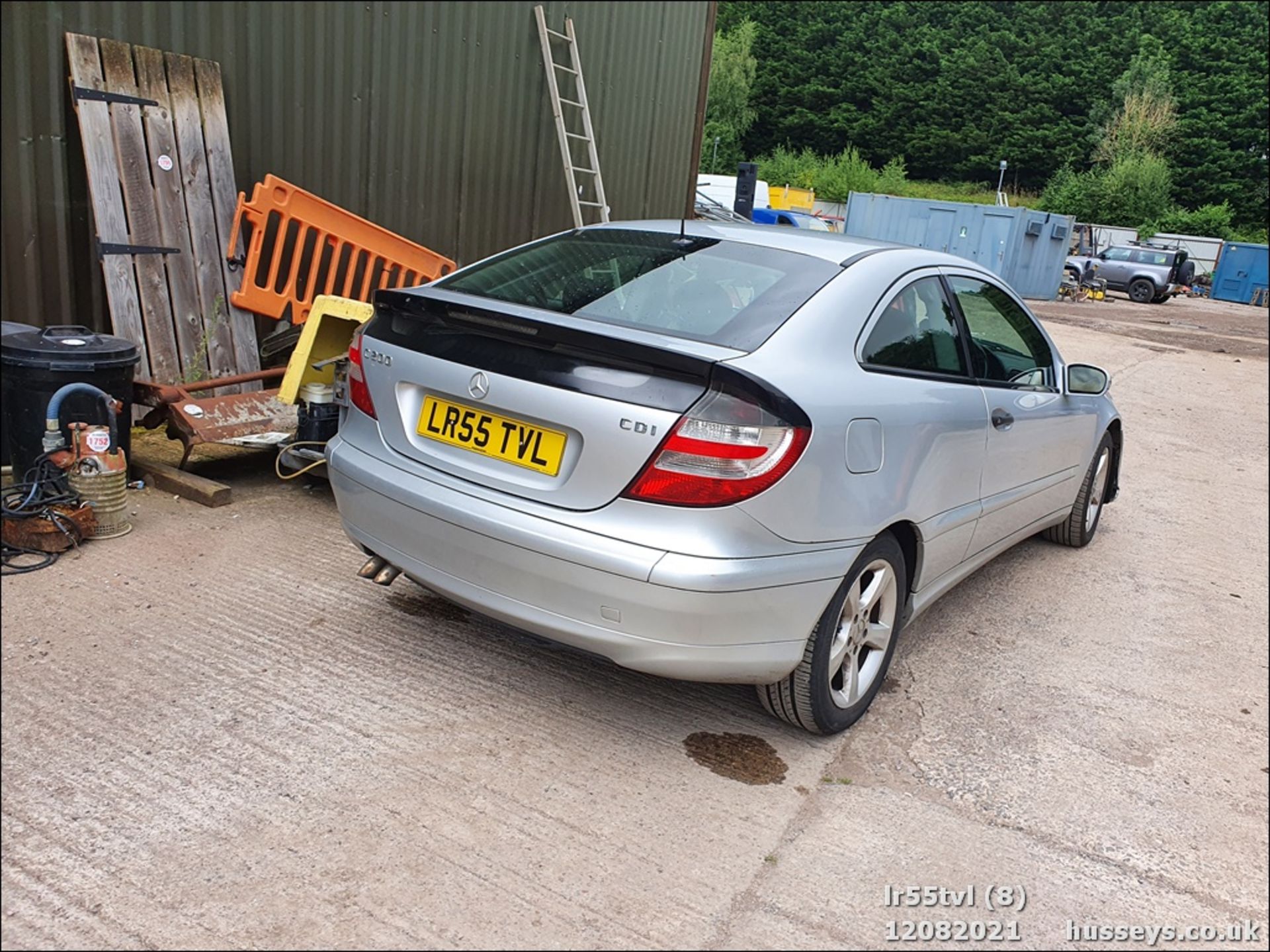 05/55 MERCEDES C200 CDI SE AUTO - 2148cc 3dr Coupe (Silver) - Image 8 of 16