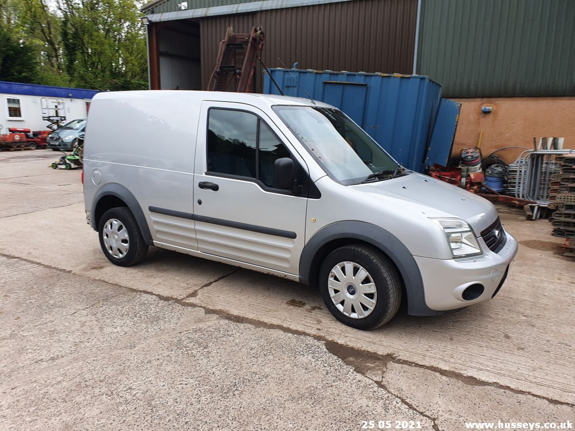 11/61 FORD TRANSIT CONNECT 90 T200 TREND - 1753cc 5dr Van (Silver, 113k) - Image 14 of 22