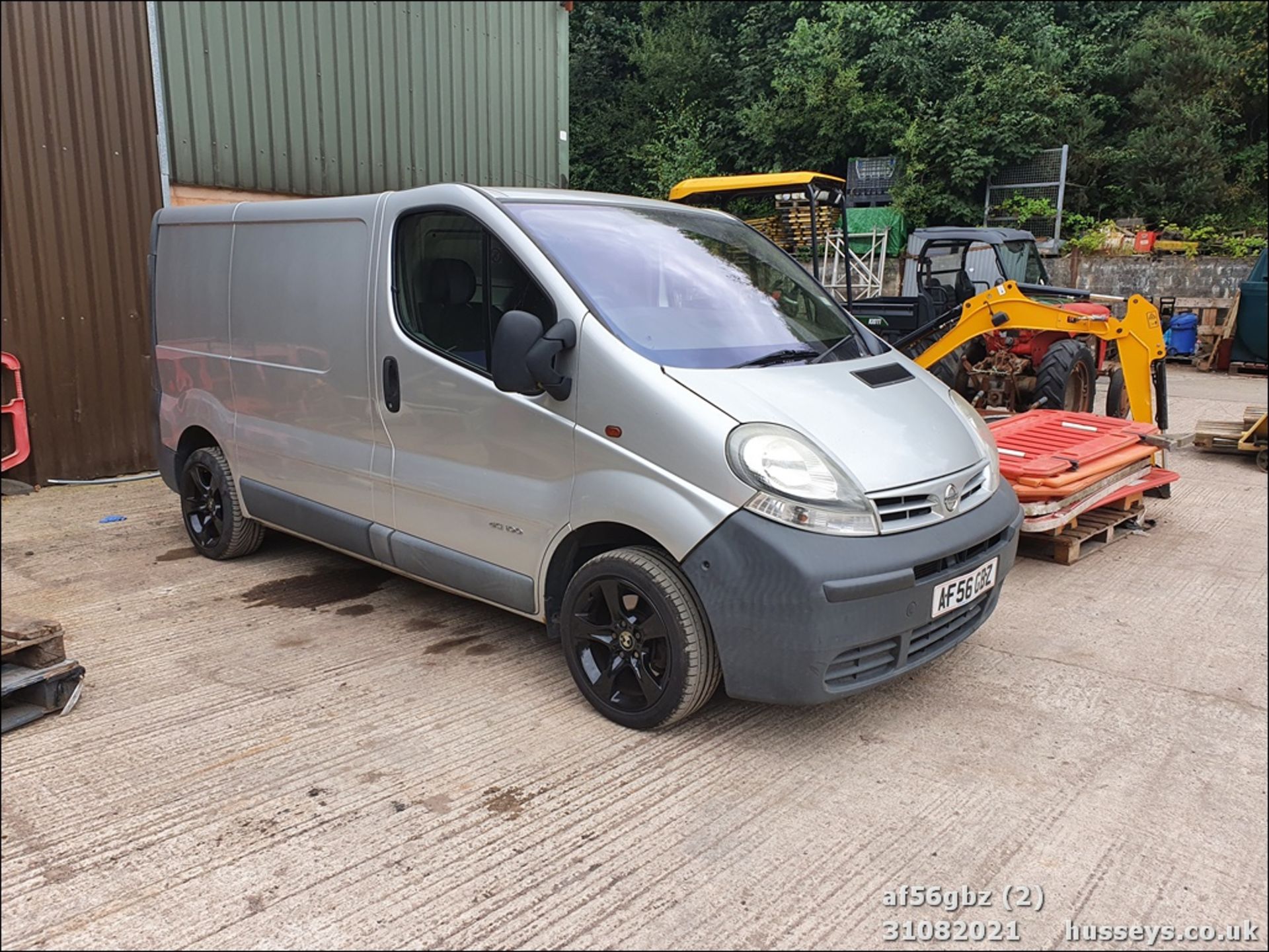 06/56 NISSAN PRIMASTAR SE DCI100 SWB - 1870cc Van (Silver, 106k) - Image 2 of 13