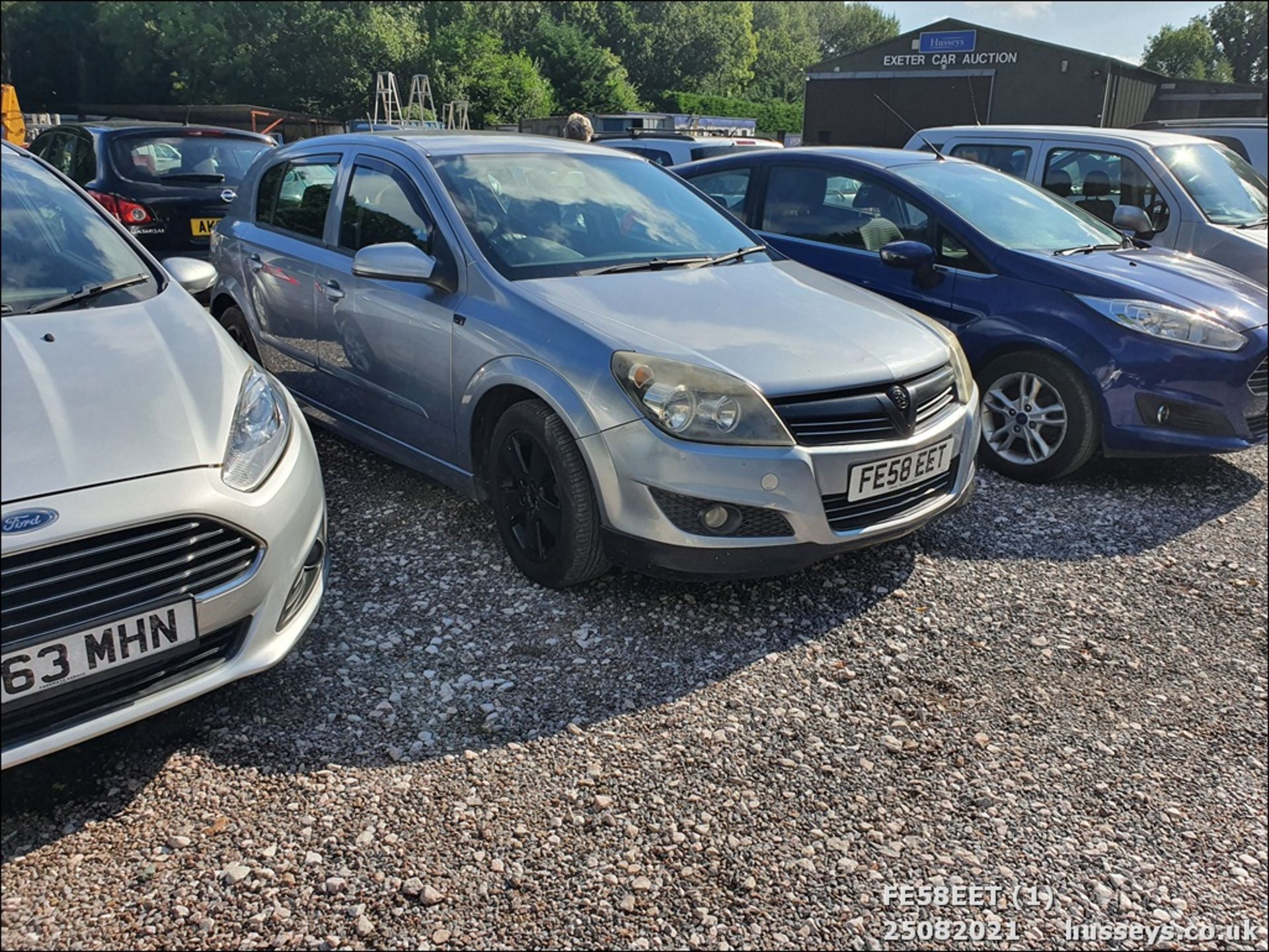 08/58 VAUXHALL ASTRA CLUB CDTI 100 - 1686cc 5dr Hatchback (Silver, 115k) - Image 2 of 15