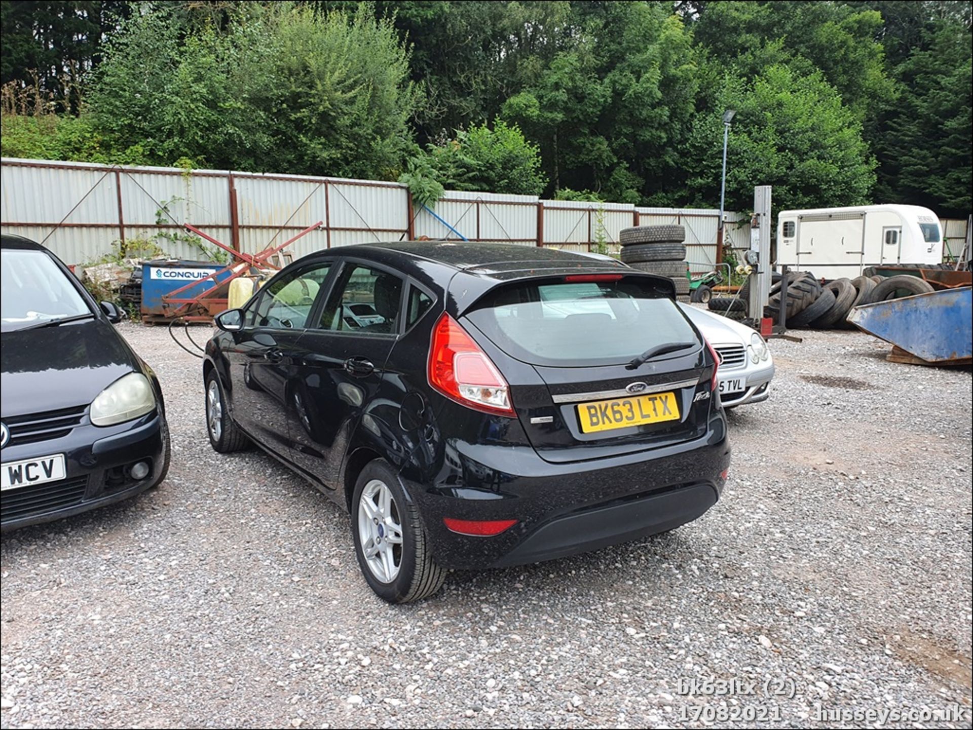 13/63 FORD FIESTA ZETEC - 998cc 5dr Hatchback (Black, 53k) - Image 15 of 16