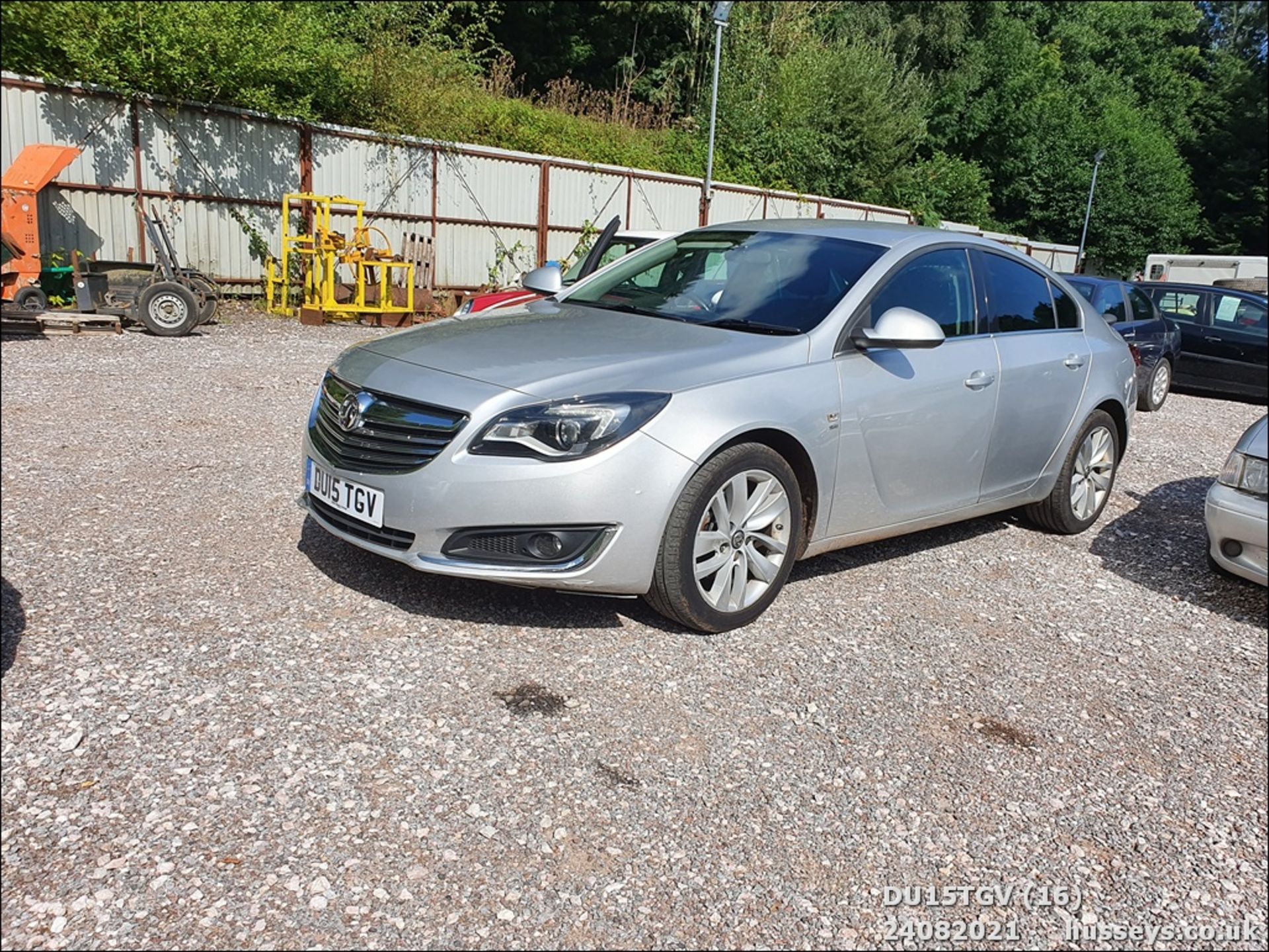 15/15 VAUXHALL INSIGNIA SRI NAV CDTI AUT - 1956cc 5dr Hatchback (Silver) - Image 16 of 16