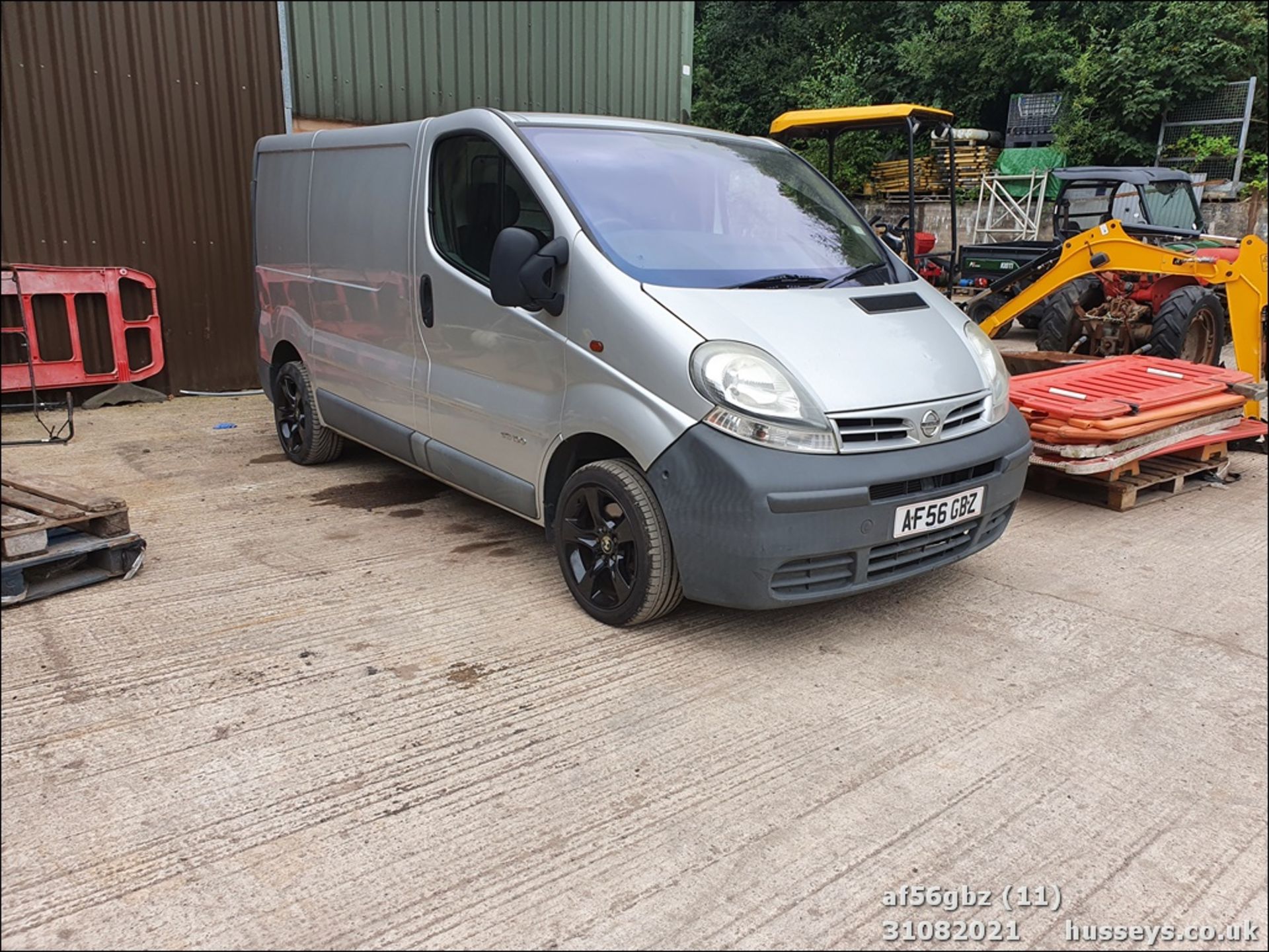 06/56 NISSAN PRIMASTAR SE DCI100 SWB - 1870cc Van (Silver, 106k) - Image 12 of 13