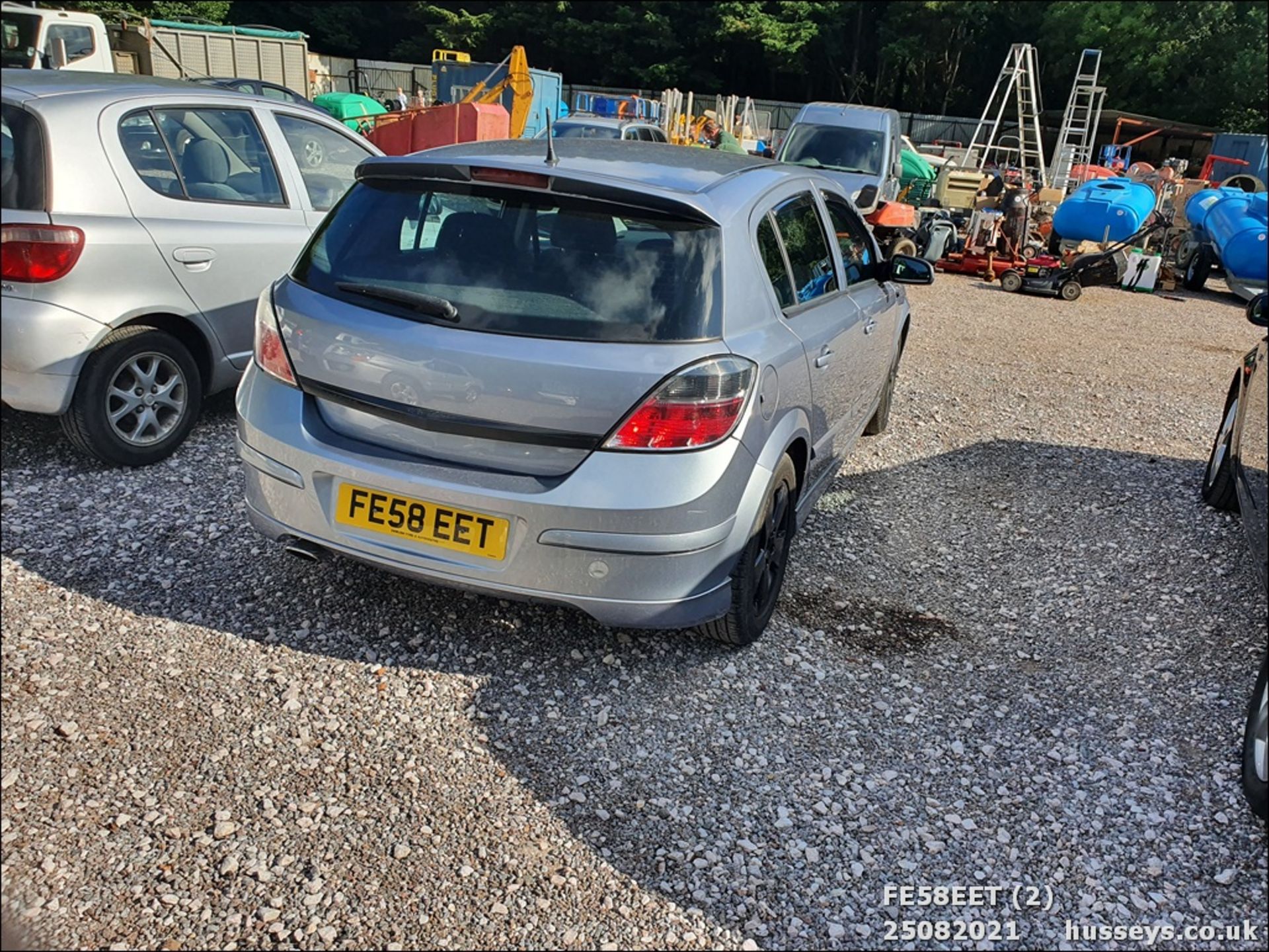 08/58 VAUXHALL ASTRA CLUB CDTI 100 - 1686cc 5dr Hatchback (Silver, 115k) - Image 3 of 15