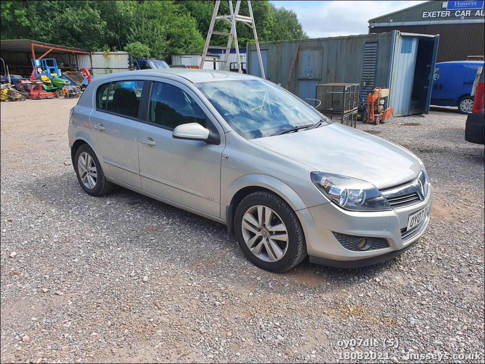 07/07 VAUXHALL ASTRA SXI - 1598cc 5dr Hatchback (Beige, 132k) - Image 6 of 17