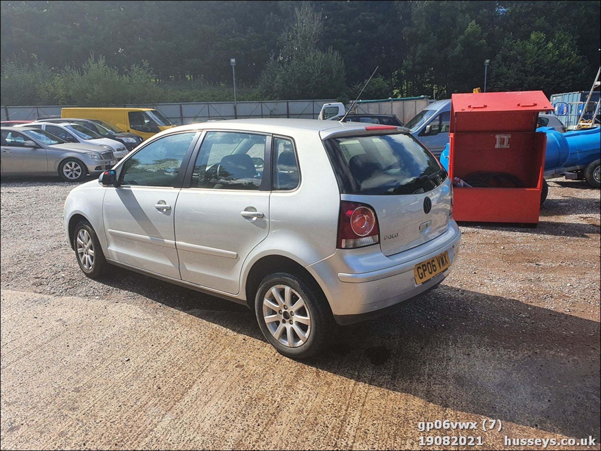 06/06 VOLKSWAGEN POLO SE 64 - 1198cc 5dr Hatchback (Silver, 110k) - Image 7 of 15