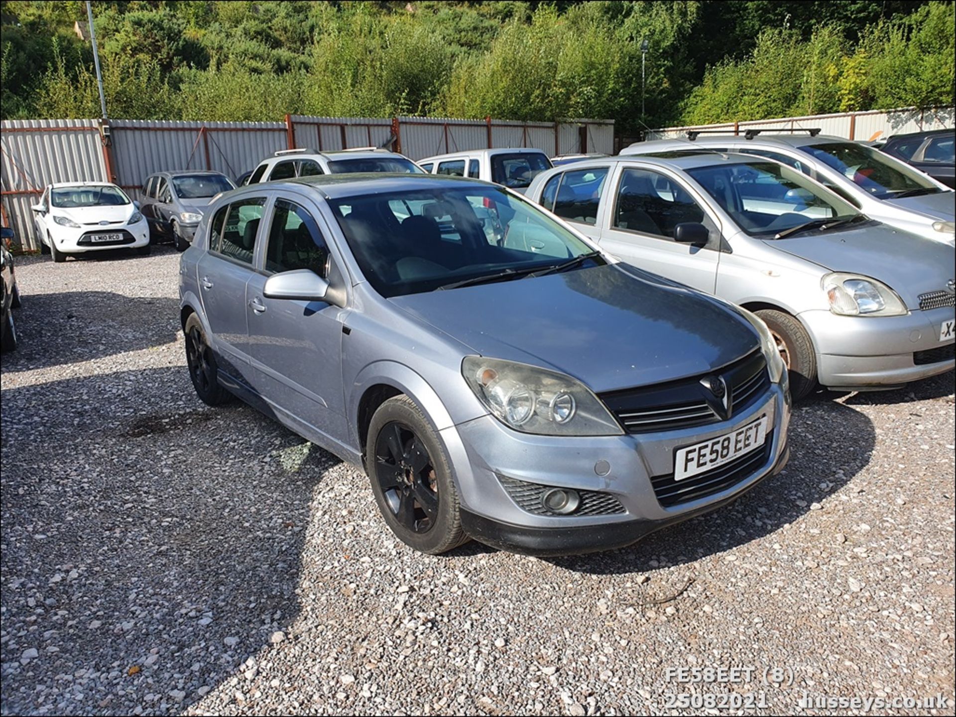 08/58 VAUXHALL ASTRA CLUB CDTI 100 - 1686cc 5dr Hatchback (Silver, 115k) - Image 8 of 15