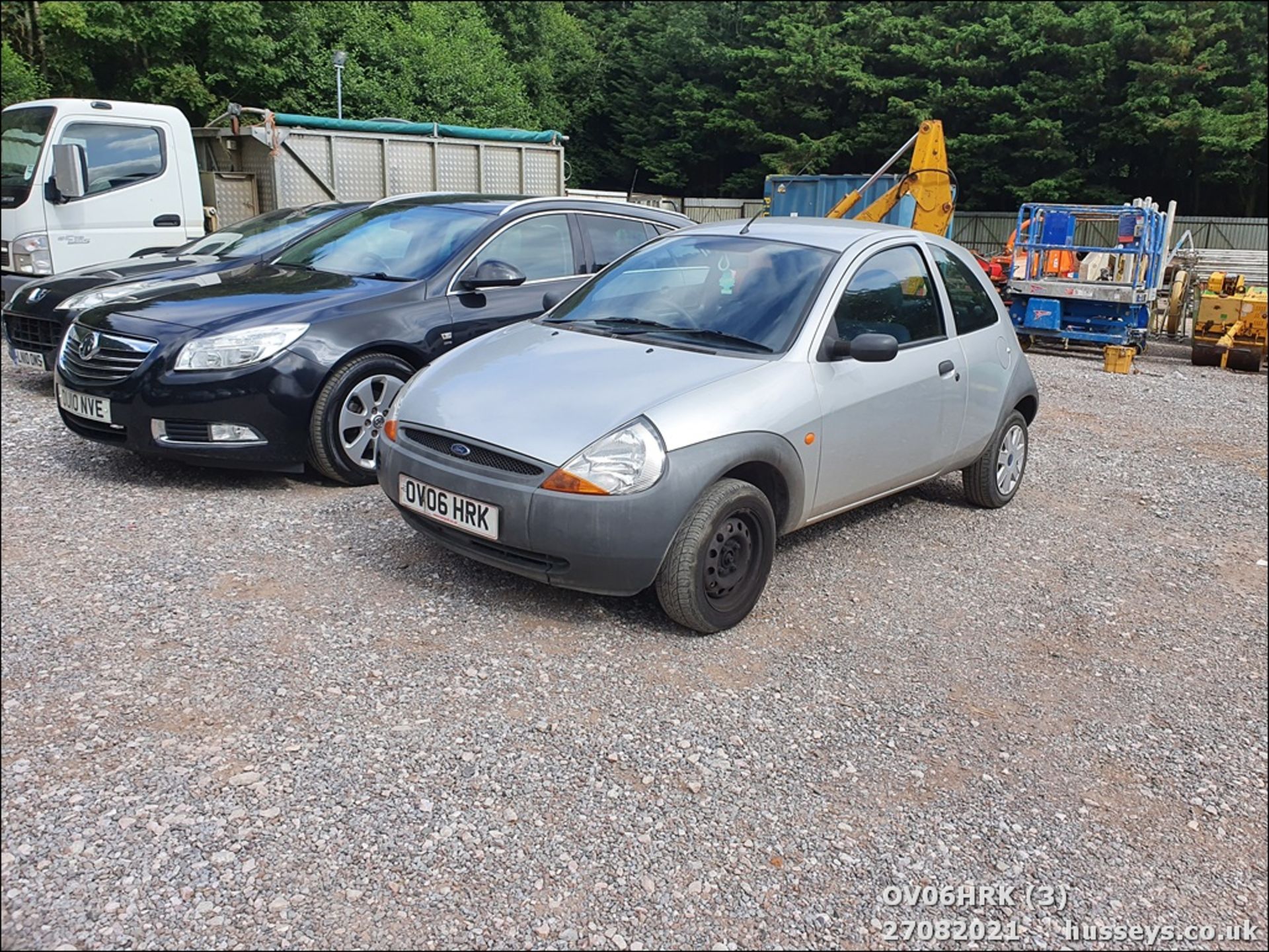 06/06 FORD KA - 1297cc 3dr Hatchback (Silver, 42k) - Image 3 of 13