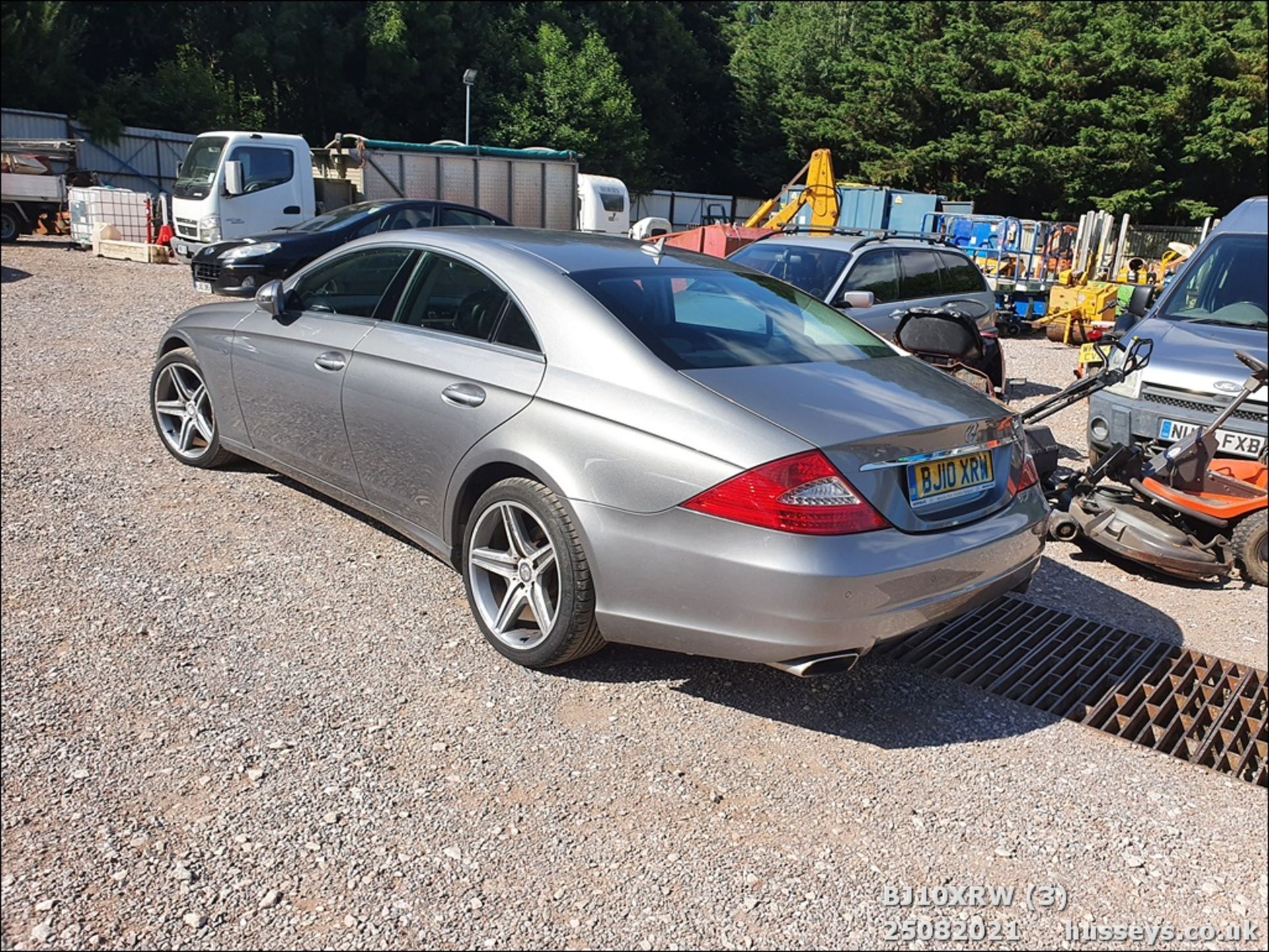 10/10 MERCEDES-BENZ CLS350 GRAND EDIT-N CDI A - 2987cc 2dr Coupe (Silver) - Image 4 of 18