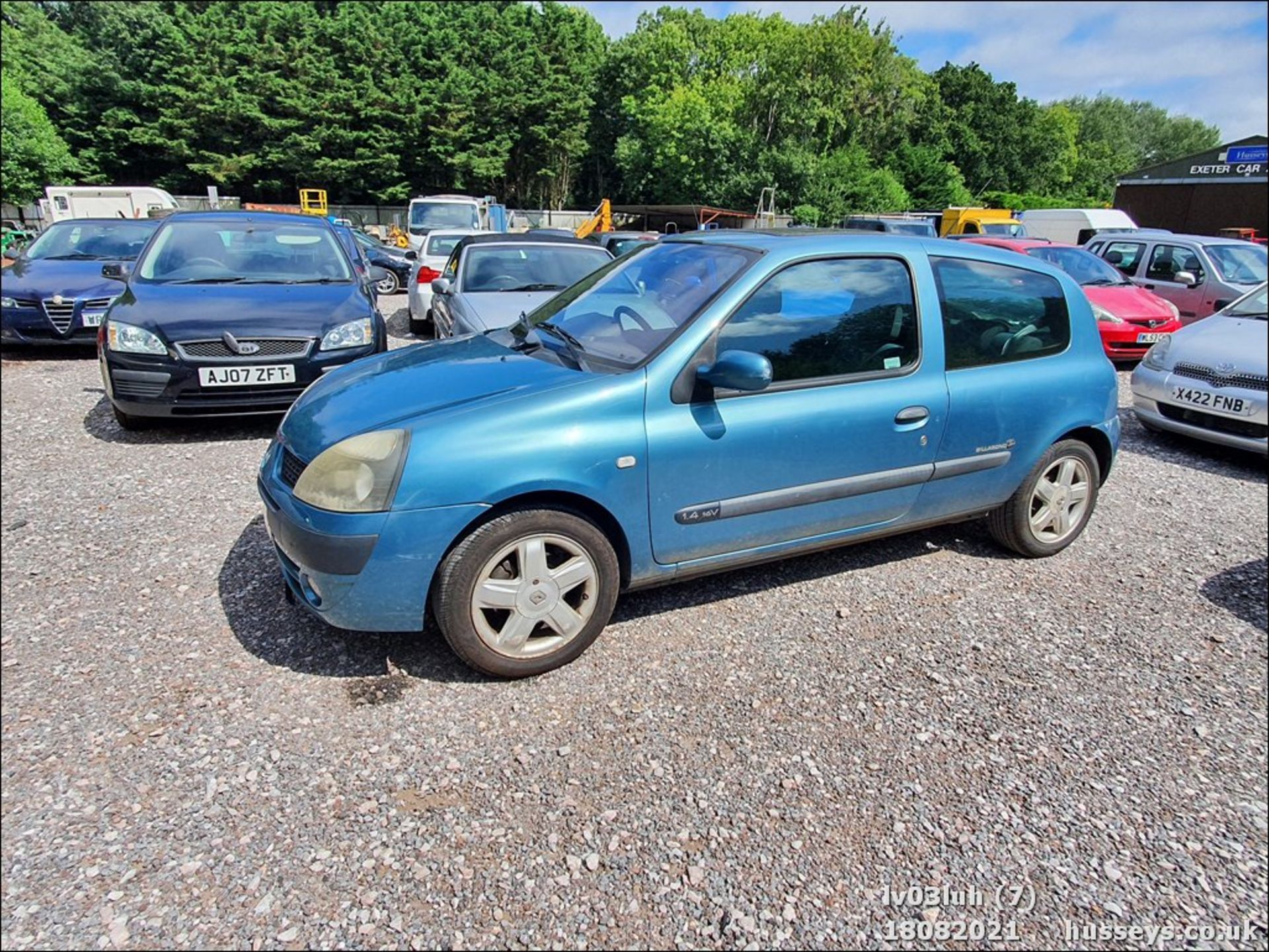 03/03 RENAULT CLIO DYNAM BILLABONG 16V - 1390cc 3dr Hatchback (Blue, 60k) - Image 7 of 14