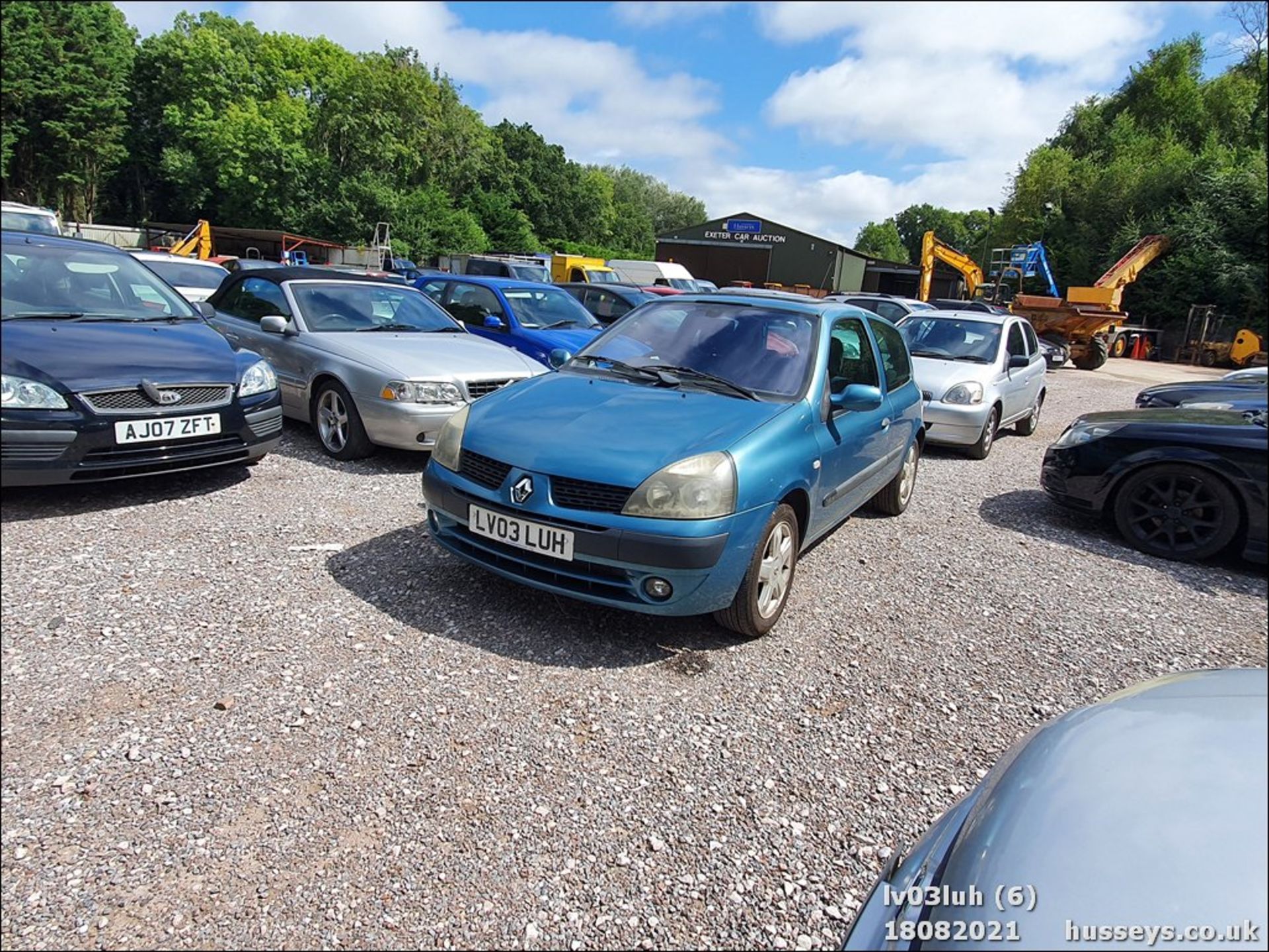 03/03 RENAULT CLIO DYNAM BILLABONG 16V - 1390cc 3dr Hatchback (Blue, 60k) - Image 6 of 14