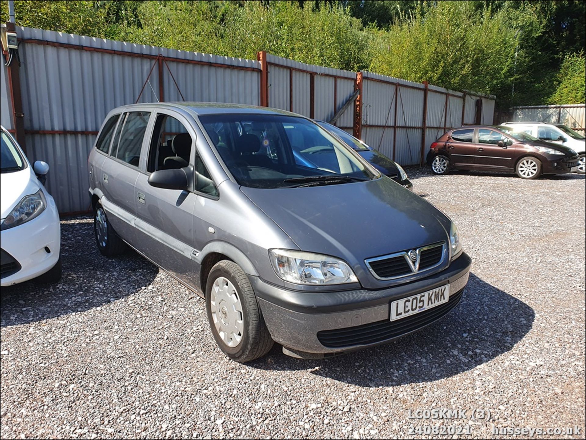 05/05 VAUXHALL ZAFIRA LIFE 16V AUTO - 1796cc 5dr MPV (Grey, 110k) - Image 3 of 13