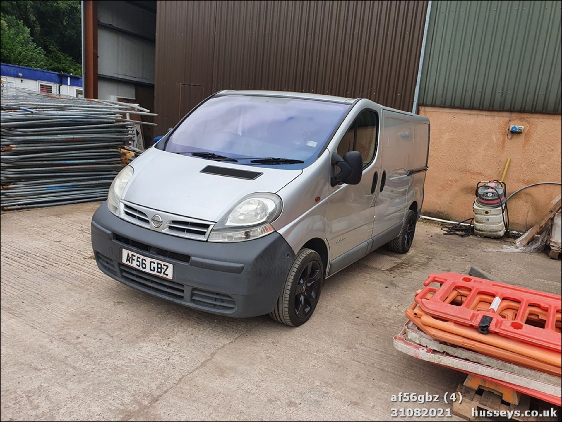 06/56 NISSAN PRIMASTAR SE DCI100 SWB - 1870cc Van (Silver, 106k) - Image 3 of 13