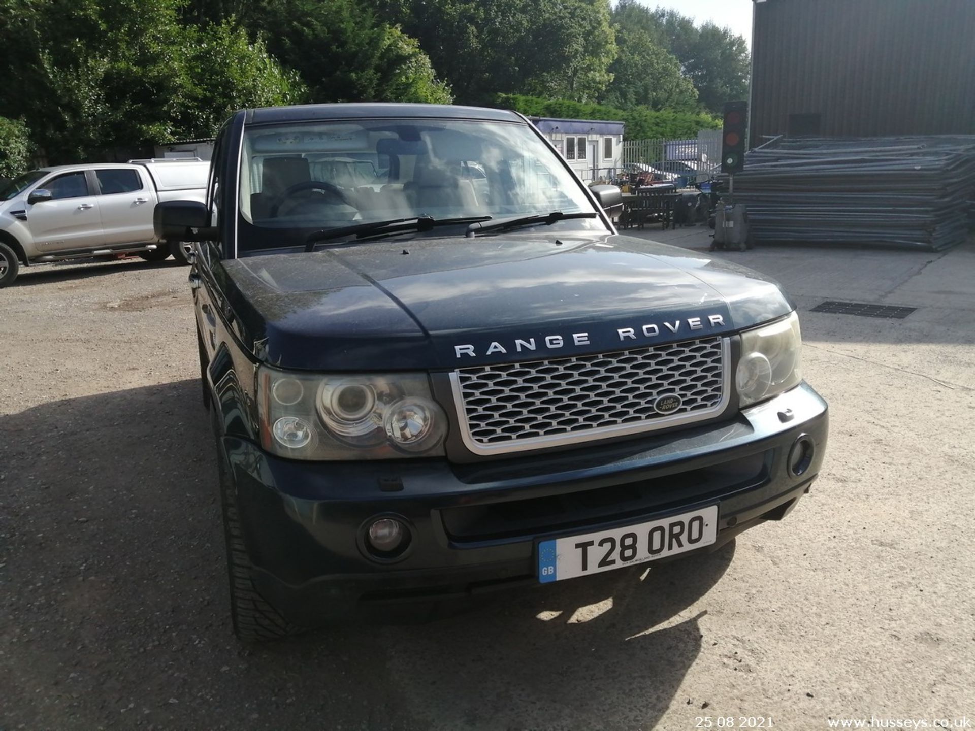 2006 LAND ROVER RANGE ROVER SP HSE TDV6 A - 2720cc 5dr Estate (Blue) - Image 3 of 15