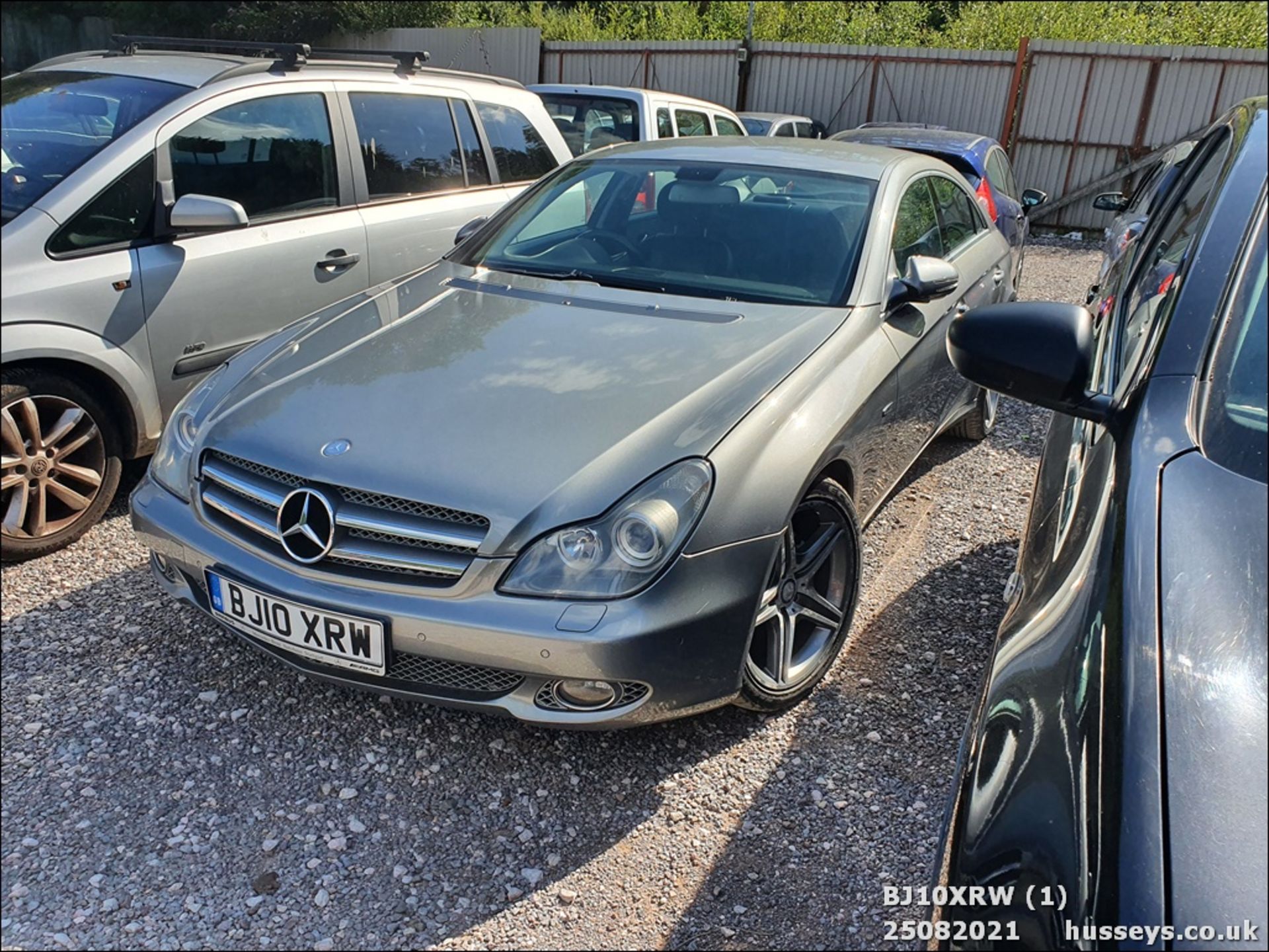 10/10 MERCEDES-BENZ CLS350 GRAND EDIT-N CDI A - 2987cc 2dr Coupe (Silver) - Image 2 of 18