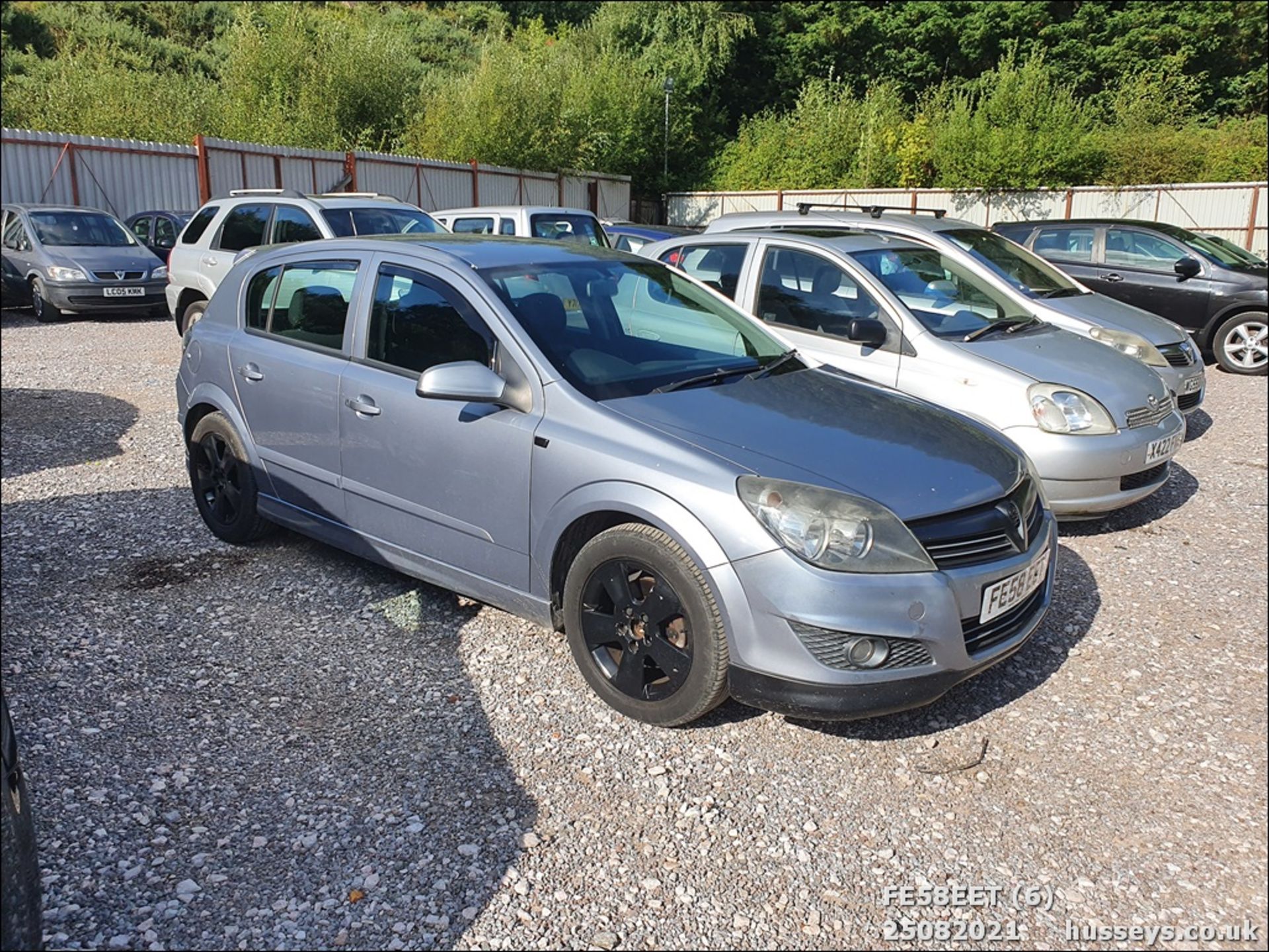 08/58 VAUXHALL ASTRA CLUB CDTI 100 - 1686cc 5dr Hatchback (Silver, 115k) - Image 7 of 15