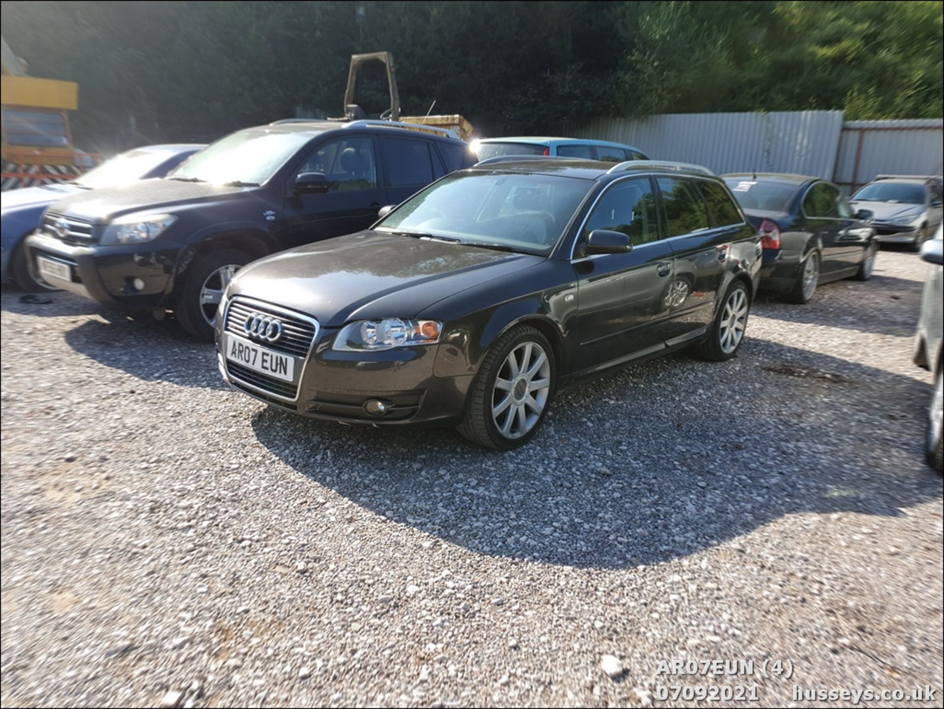 07/07 AUDI A4 AVANT S LINE TDI 140 - 1968cc 5dr Estate (Grey, 205k) - Image 5 of 17