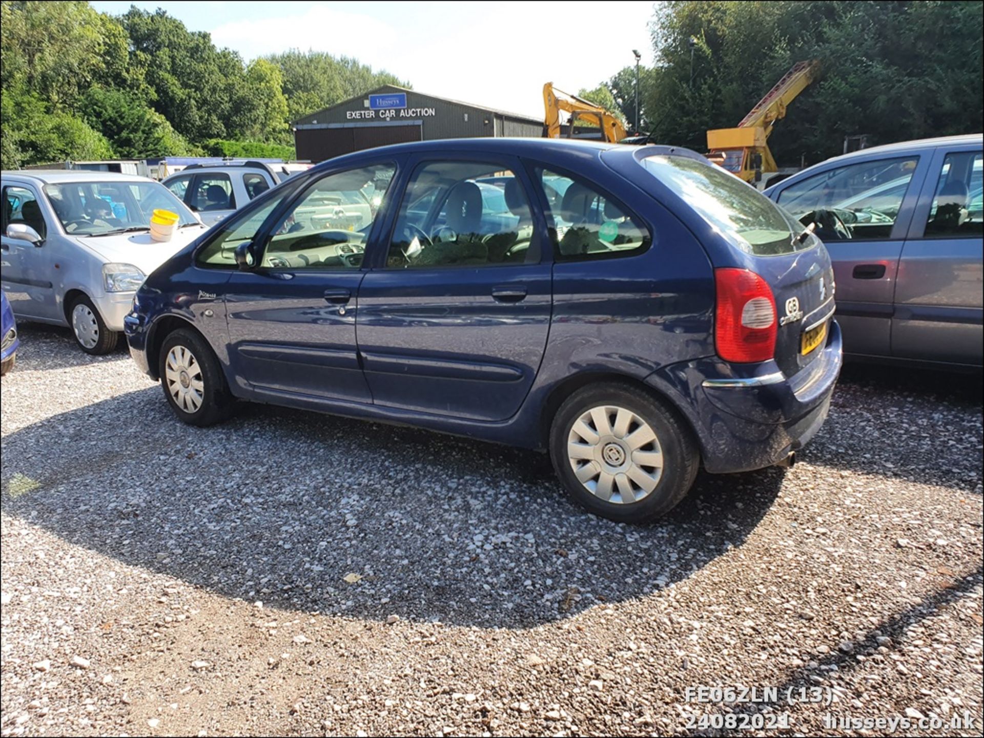 06/06 CITROEN XSARA PICASSO EXCL 92 - 1560cc 5dr MPV (Blue, 147k) - Image 13 of 17