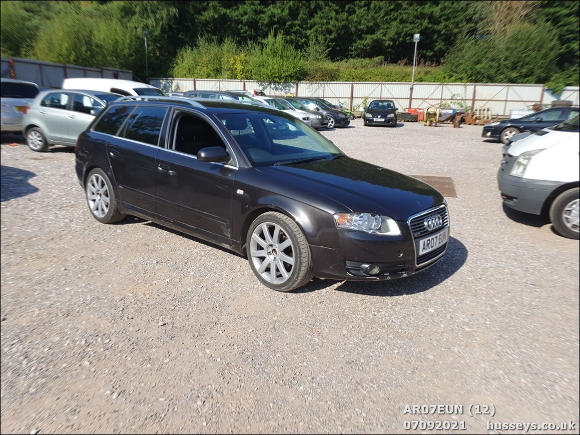 07/07 AUDI A4 AVANT S LINE TDI 140 - 1968cc 5dr Estate (Grey, 205k) - Image 11 of 17