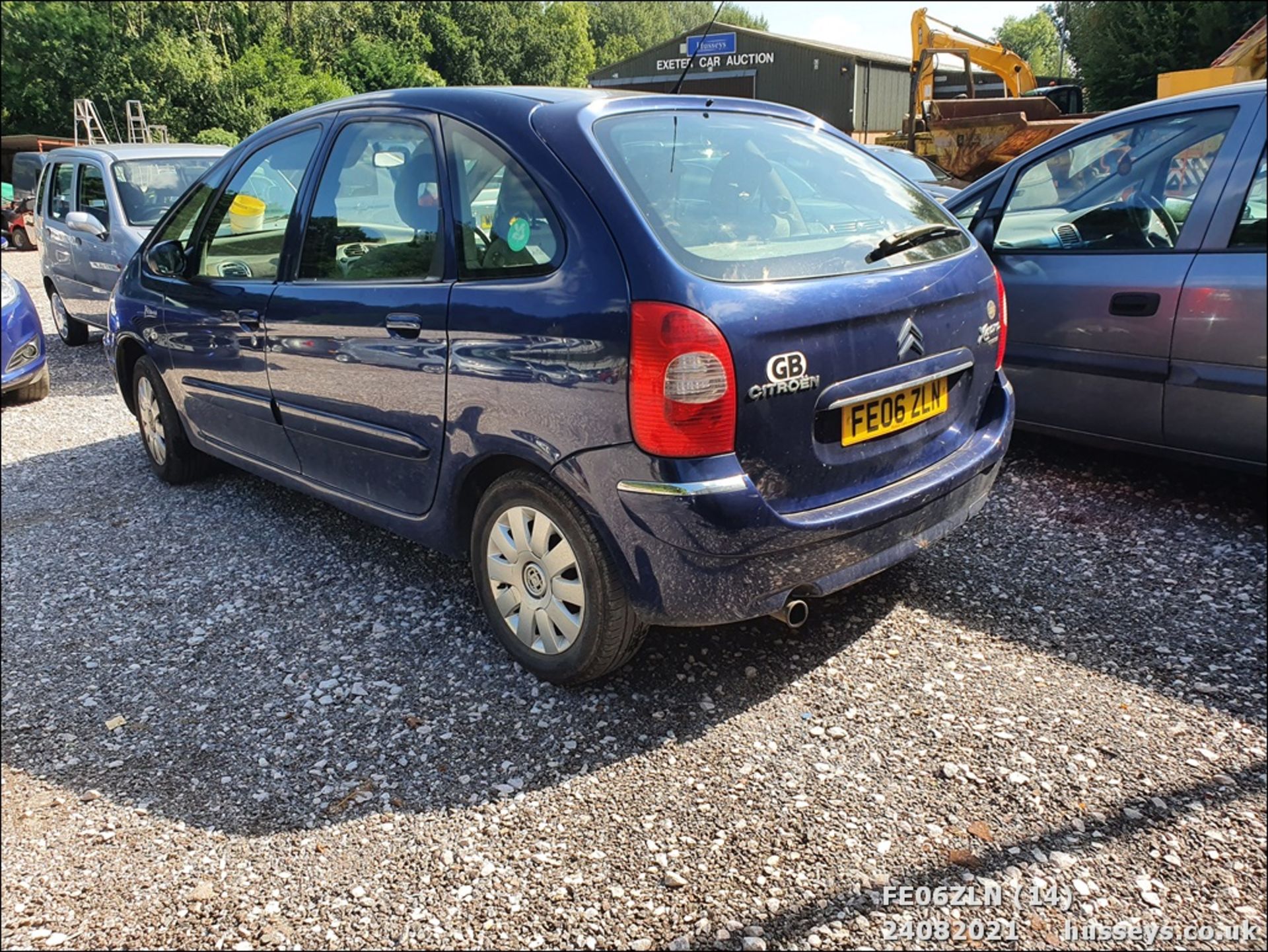 06/06 CITROEN XSARA PICASSO EXCL 92 - 1560cc 5dr MPV (Blue, 147k) - Image 14 of 17