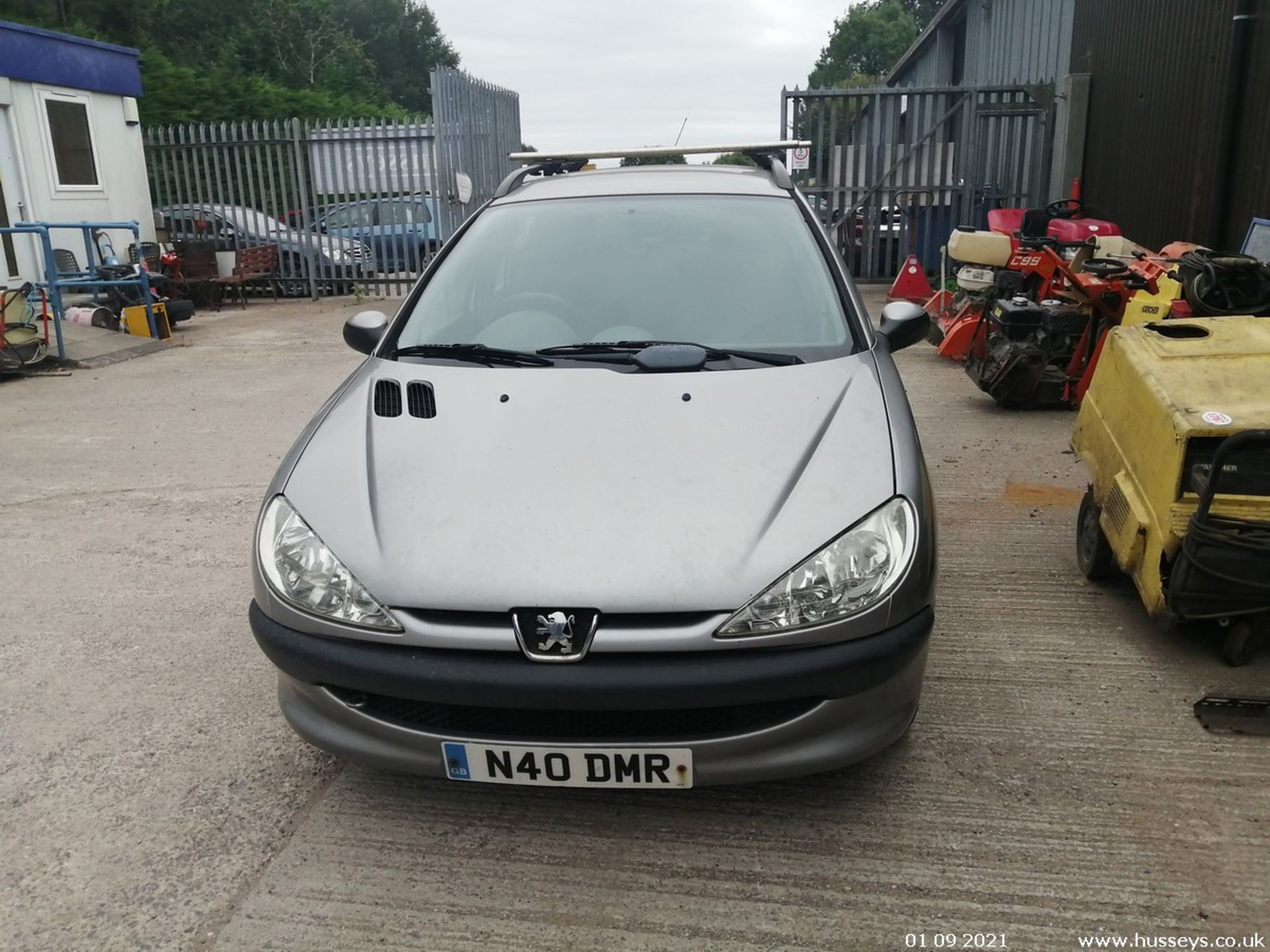 2004 PEUGEOT 206 SW S TD - 1398cc 5dr Estate (Grey, 140k) - Image 11 of 23