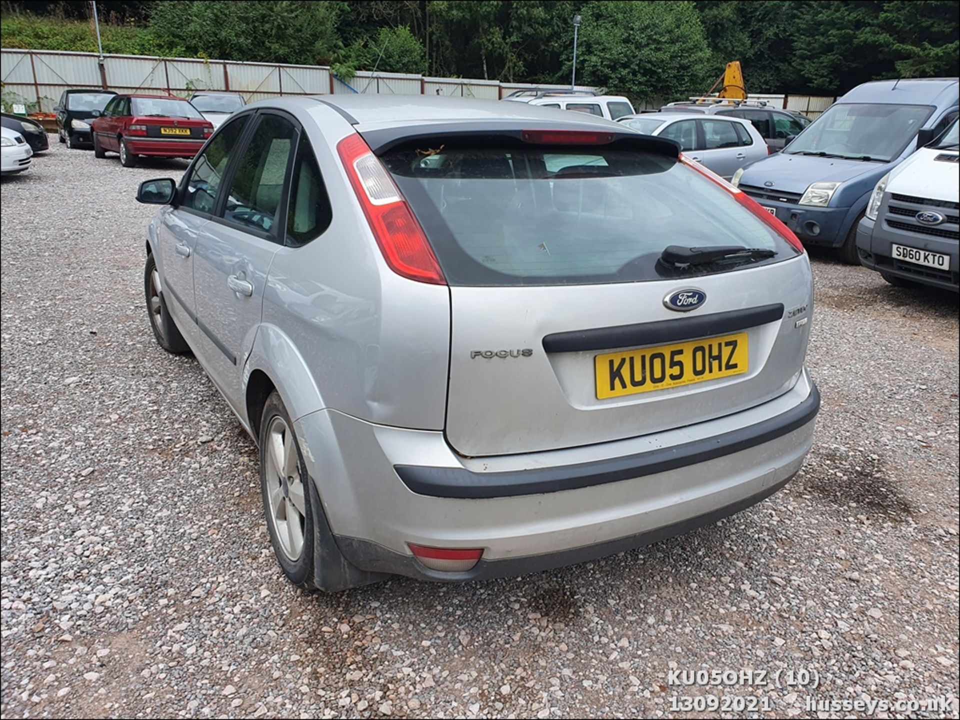 05/05 FORD FOCUS ZETEC CLIMATE TDCI - 1560cc 5dr Hatchback (Silver, 147k) - Image 10 of 18