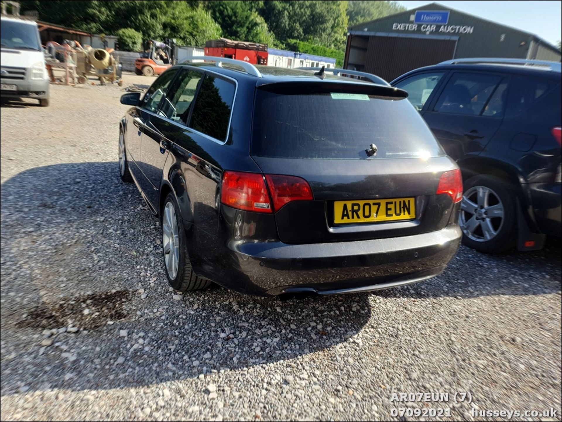 07/07 AUDI A4 AVANT S LINE TDI 140 - 1968cc 5dr Estate (Grey, 205k) - Image 8 of 17