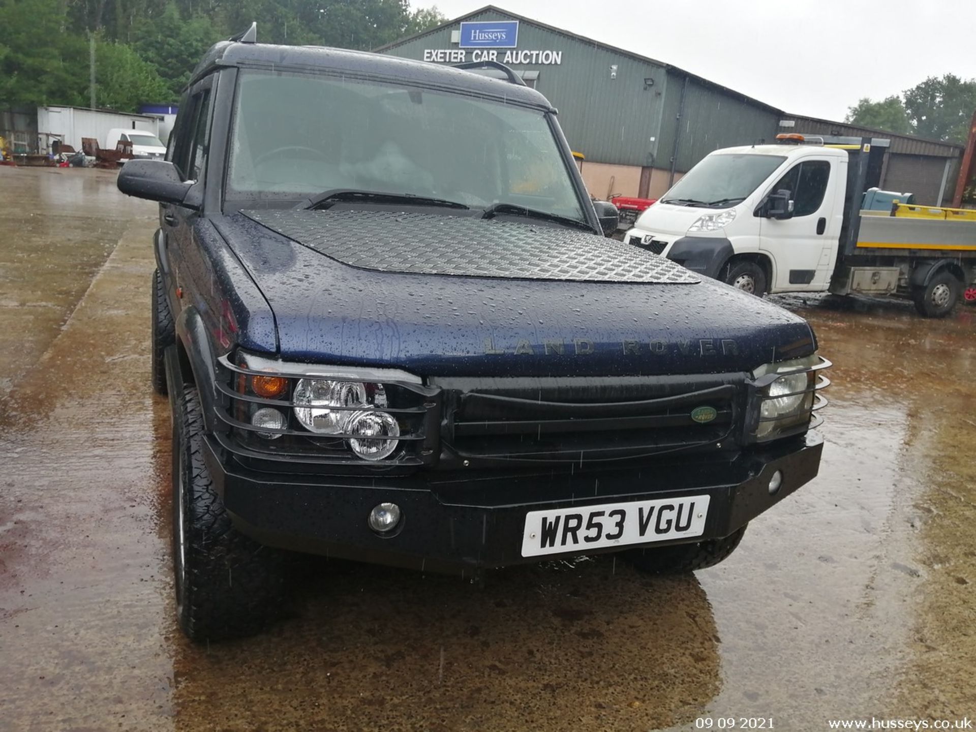 03/53 LAND ROVER DISCOVERY LANDMARK TD5 - 2495cc 5dr Estate (Blue, 155k) - Image 3 of 14