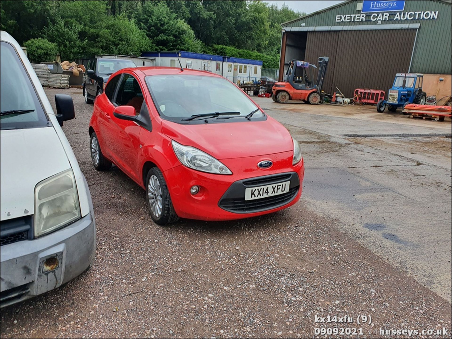 14/14 FORD KA ZETEC - 1242cc 3dr Hatchback (Red) - Image 9 of 17