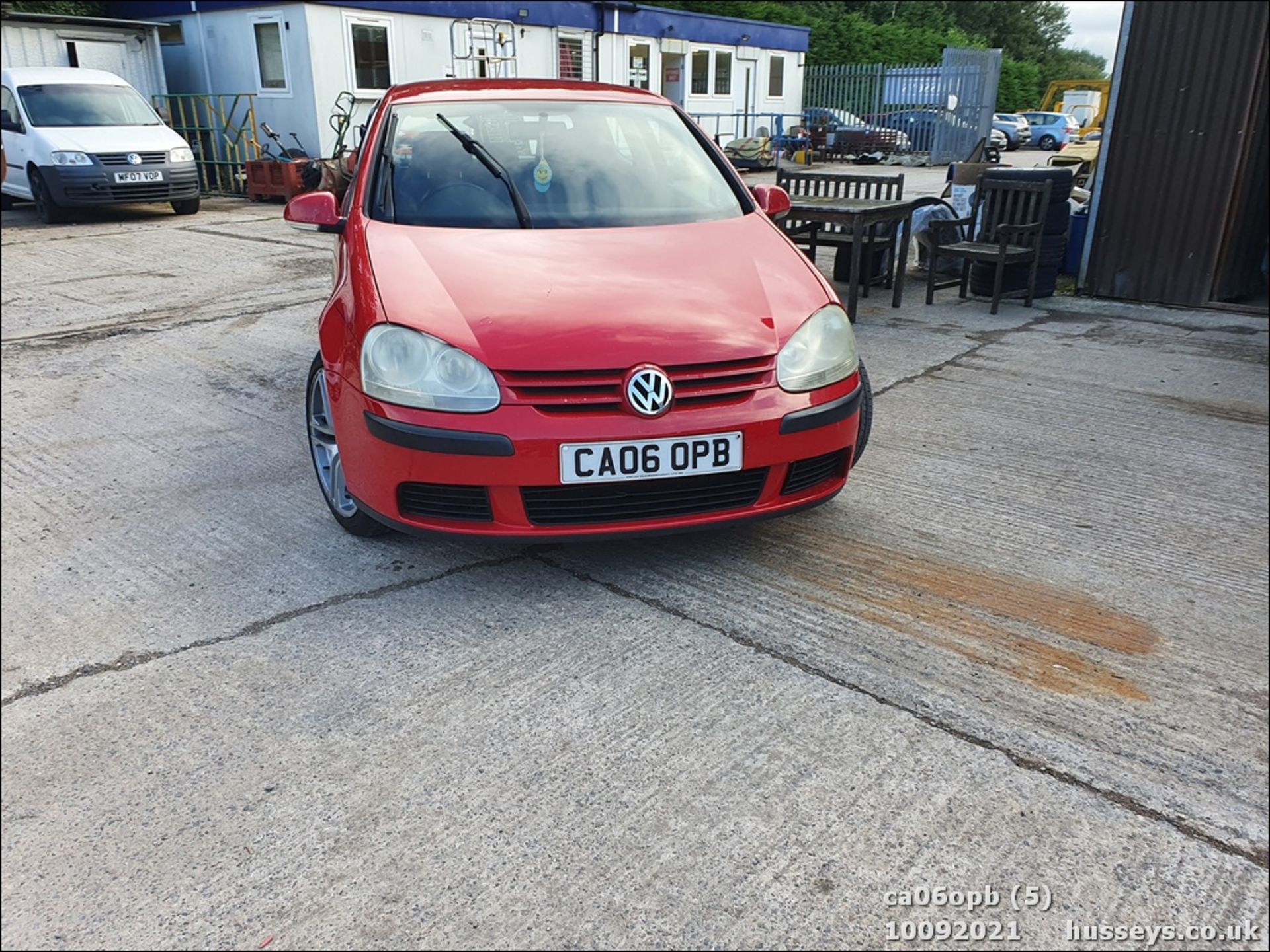 06/06 VOLKSWAGEN GOLF S - 1390cc 3dr Hatchback (Red, 131k) - Image 6 of 18