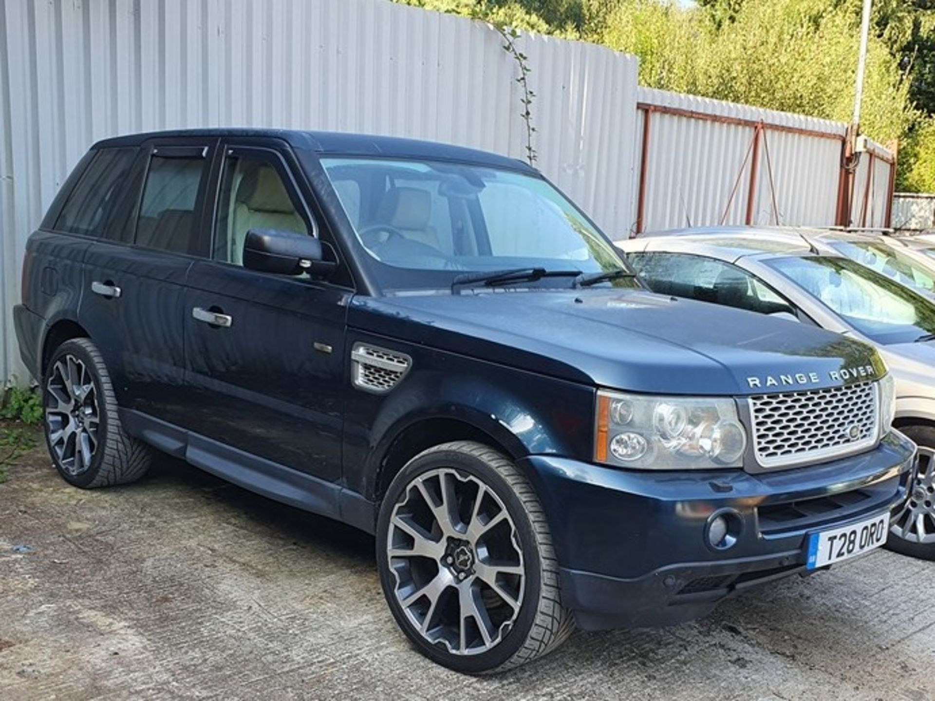 2006 LAND ROVER RANGE ROVER SP HSE TDV6 A - 2720cc 5dr Estate (Blue)