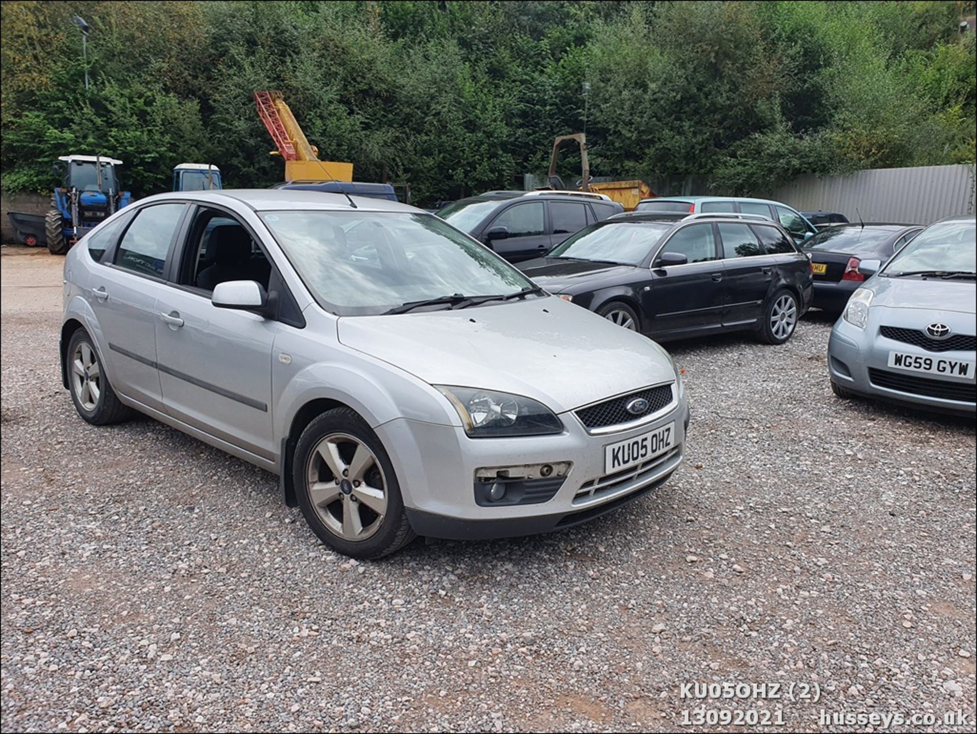 05/05 FORD FOCUS ZETEC CLIMATE TDCI - 1560cc 5dr Hatchback (Silver, 147k) - Image 2 of 18